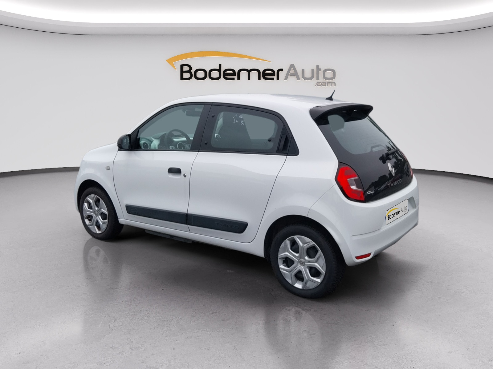 Vente en ligne Renault Twingo Electrique Twingo III E-Tech au prix de 12 990 €