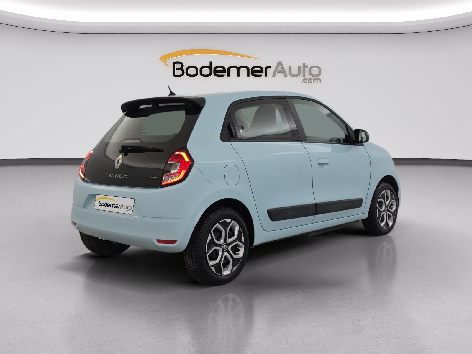 Vente en ligne Renault Twingo Electrique Twingo III E-Tech au prix de 12 590 €