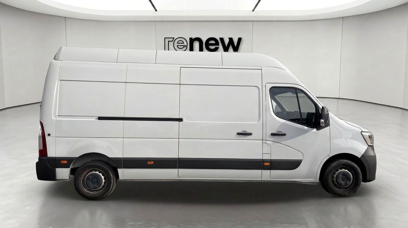 Vente en ligne Renault Master Fourgon MASTER FGN TRAC F3500 L3H3 BLUE DCI 135 au prix de 22 990 €