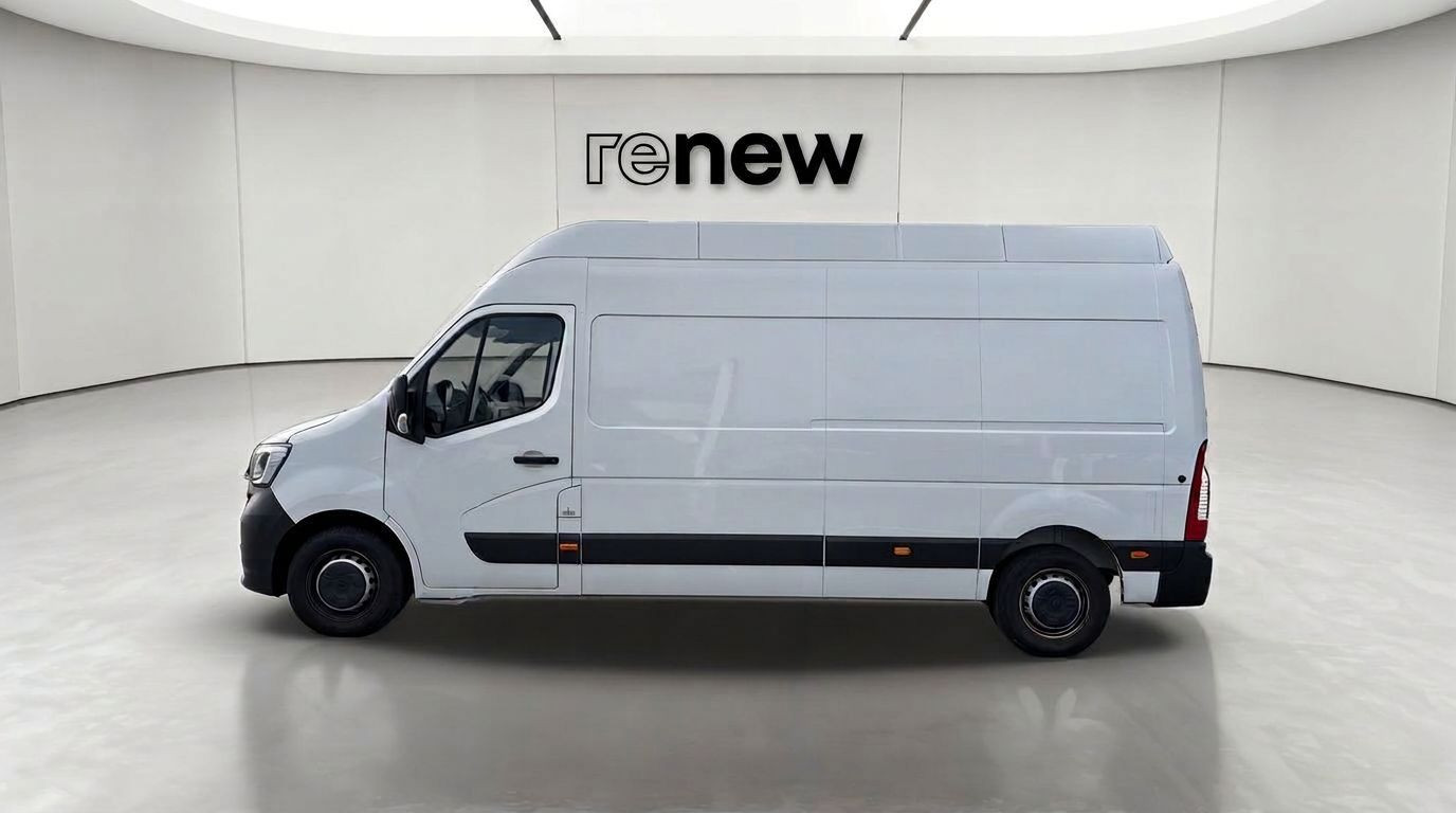 Vente en ligne Renault Master Fourgon MASTER FGN TRAC F3500 L3H3 BLUE DCI 135 au prix de 22 990 €