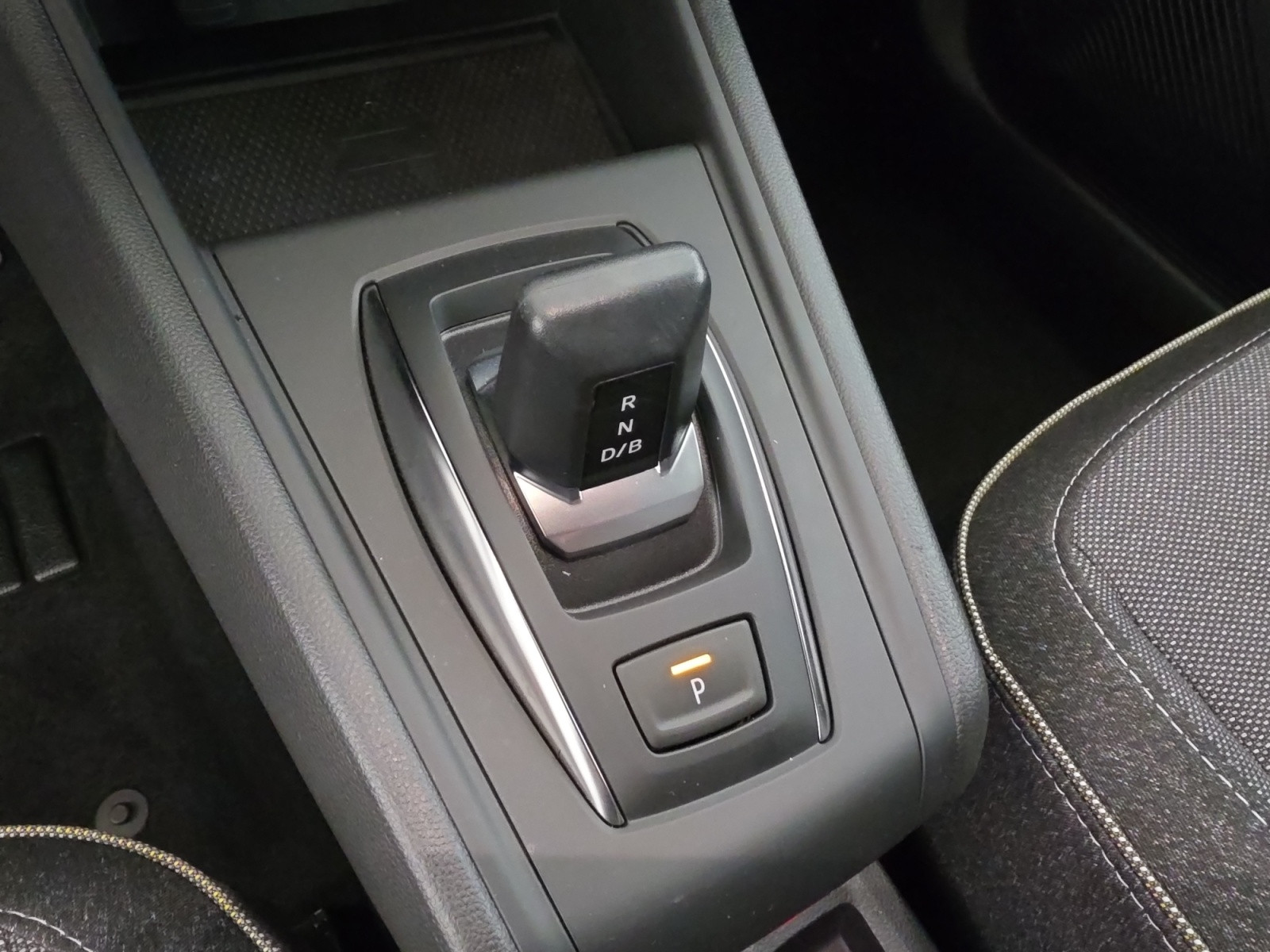 Vente en ligne Renault Captur  E-Tech full hybrid 160 ch au prix de 27 990 €