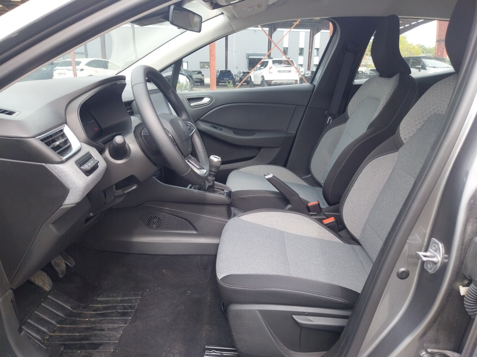 Vente en ligne Renault Clio 5 Clio Blue dCi 100 ch GSR2 au prix de 17 990 €