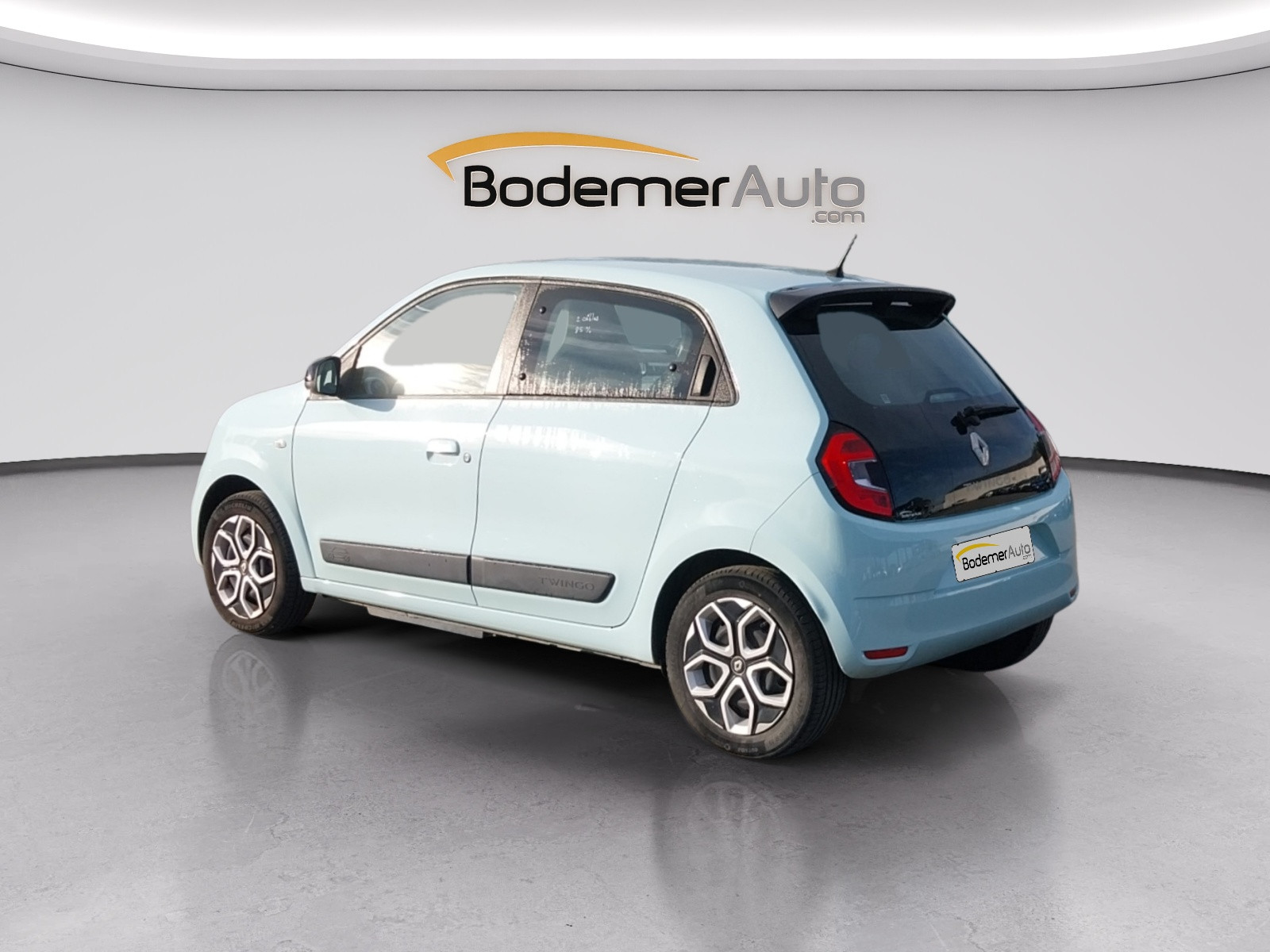 Vente en ligne Renault Twingo Electrique Twingo III E-Tech au prix de 12 590 €