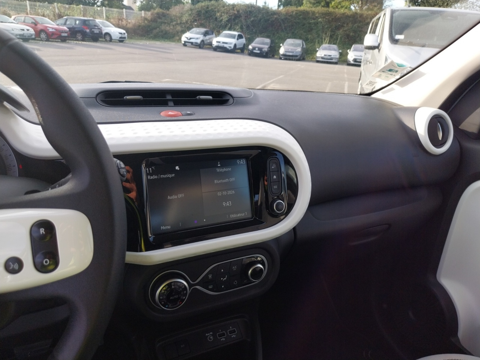 Vente en ligne Renault Twingo Electrique Twingo III E-Tech au prix de 12 590 €