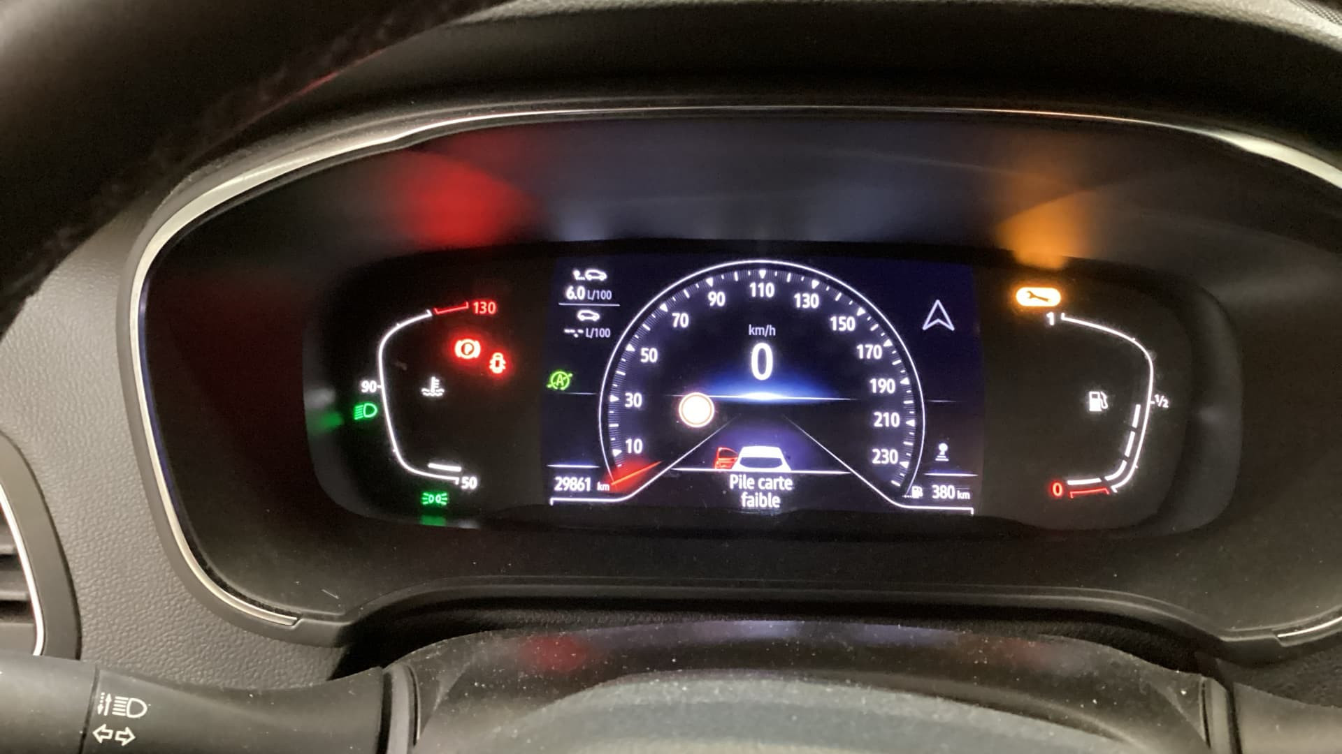 Vente en ligne Renault Megane 4 Mégane IV Berline TCe 115 FAP au prix de 15 490 €