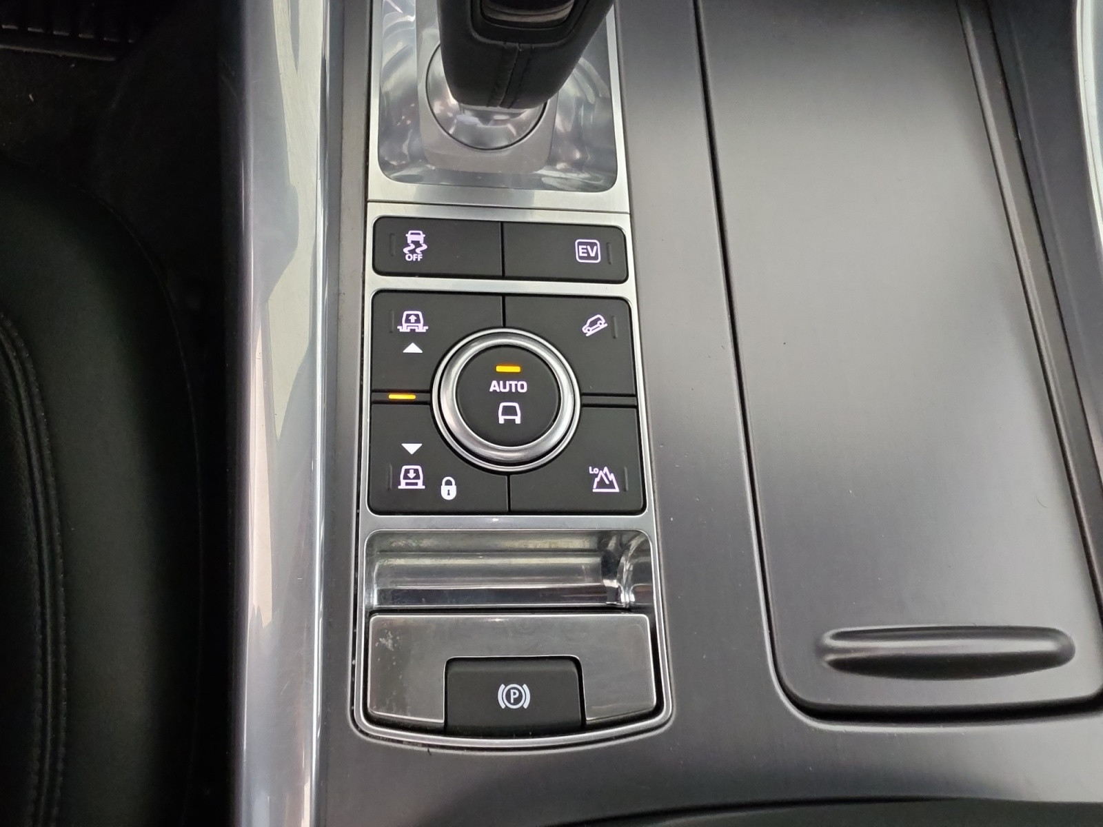 Vente en ligne Land Rover Range Rover Sport  Mark VIII P400e PHEV 2.0L 404ch au prix de 37 990 €