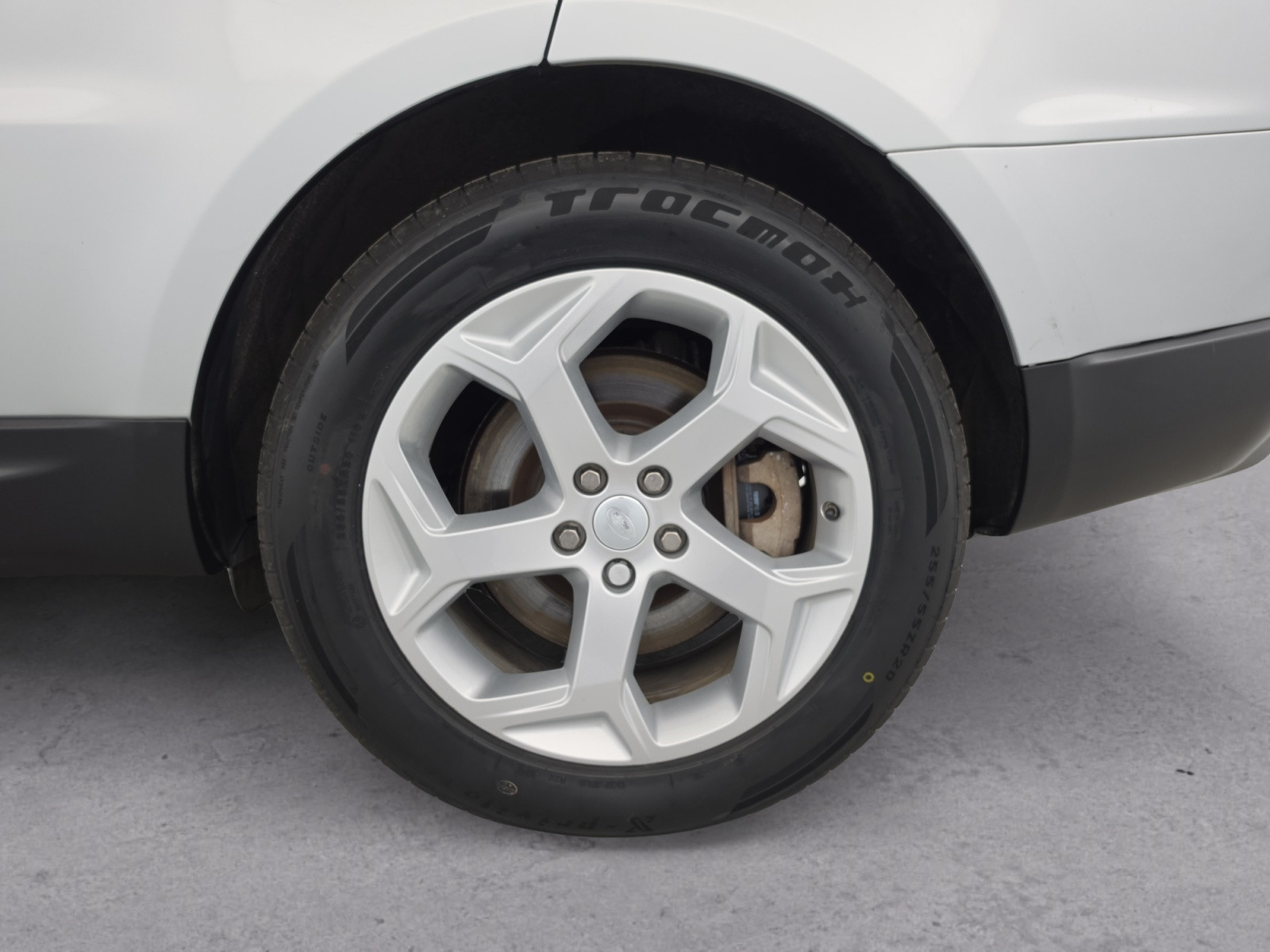 Vente en ligne Land Rover Range Rover Sport  Mark VIII P400e PHEV 2.0L 404ch au prix de 37 990 €