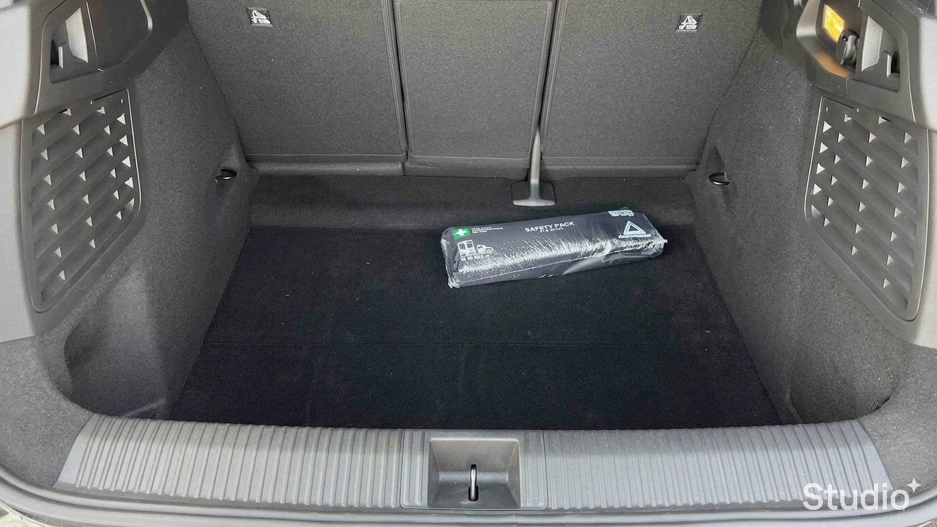 Vente en ligne Renault Scenic E-Tech Scenic E-Tech électrique 220 ch grande autonomie au prix de 46 990 €