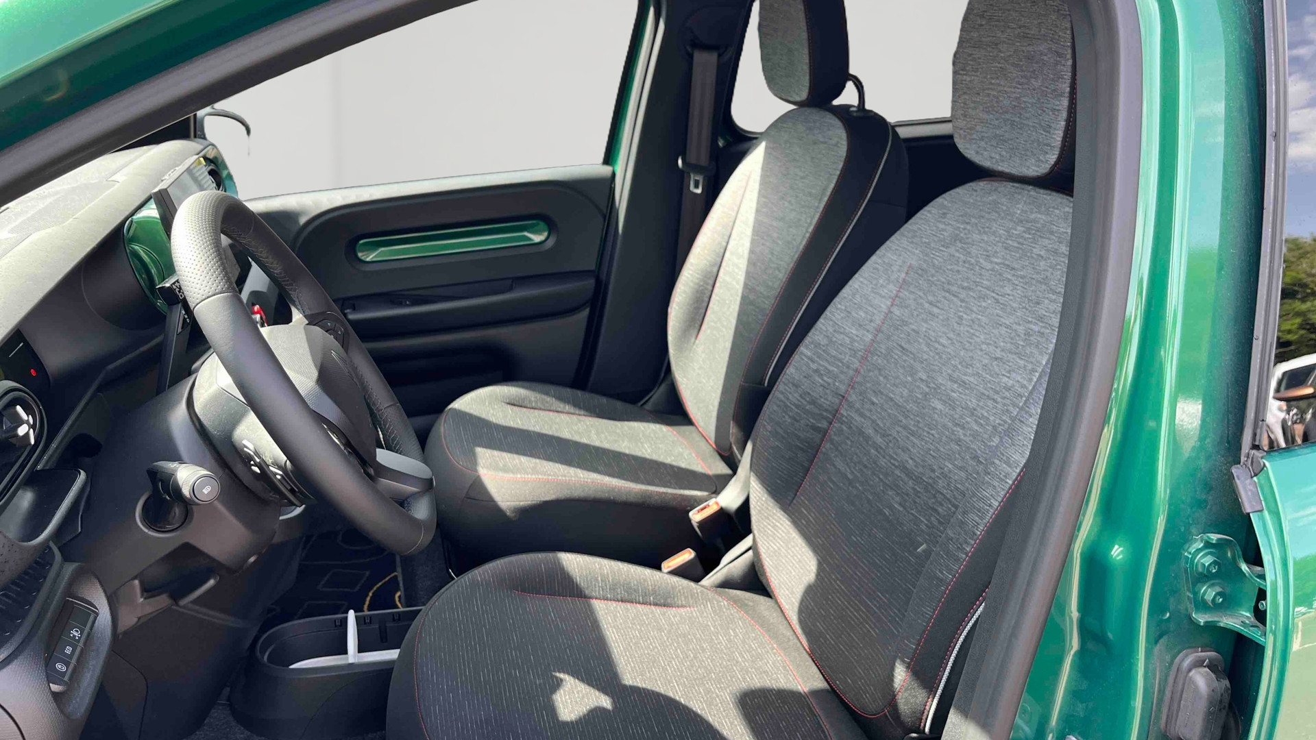 Vente en ligne Renault Twingo Electrique  80 ch autonomie urbaine au prix de 21 890 €