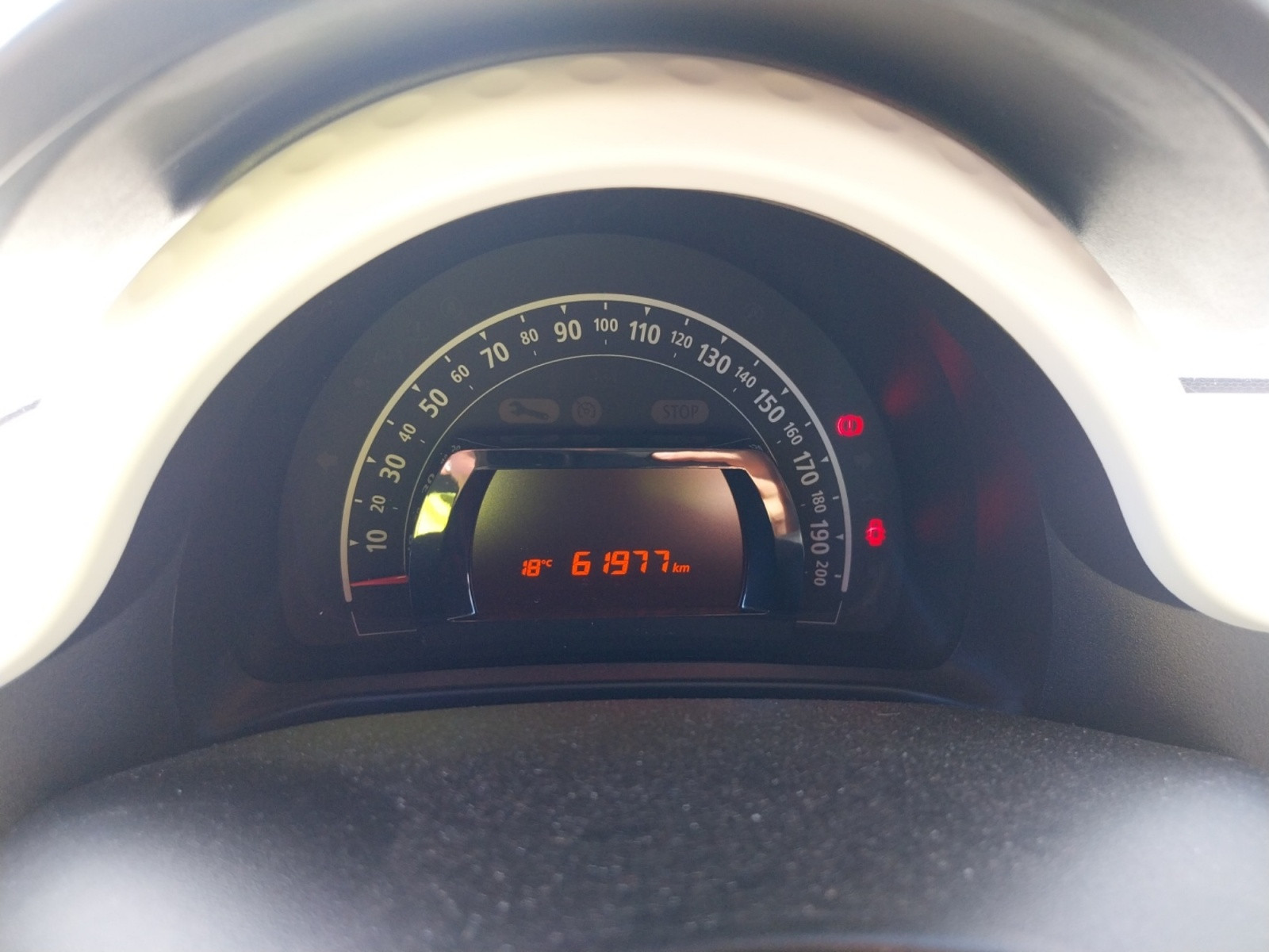 Vente en ligne Renault Twingo 3  1.0 SCe 70 E6C au prix de 9 590 €