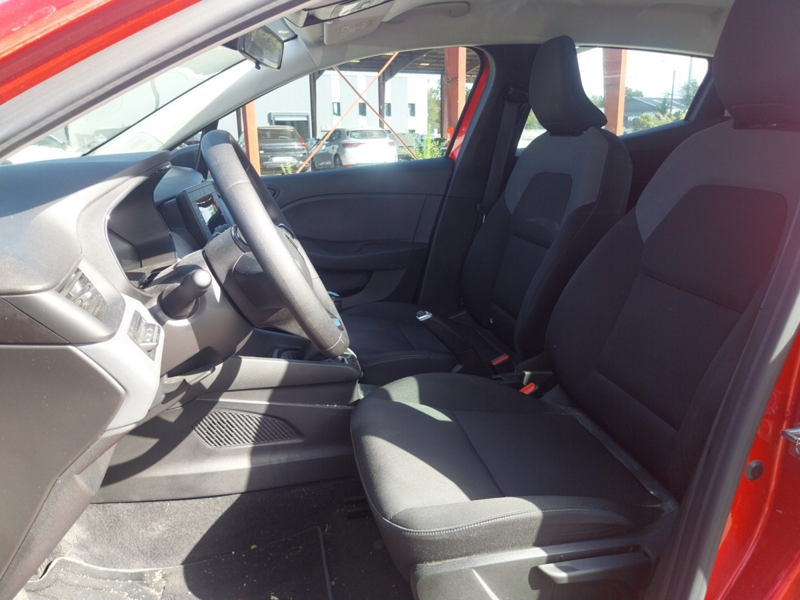 Vente en ligne Renault Clio 5 Clio SCe 65 au prix de 12 990 €
