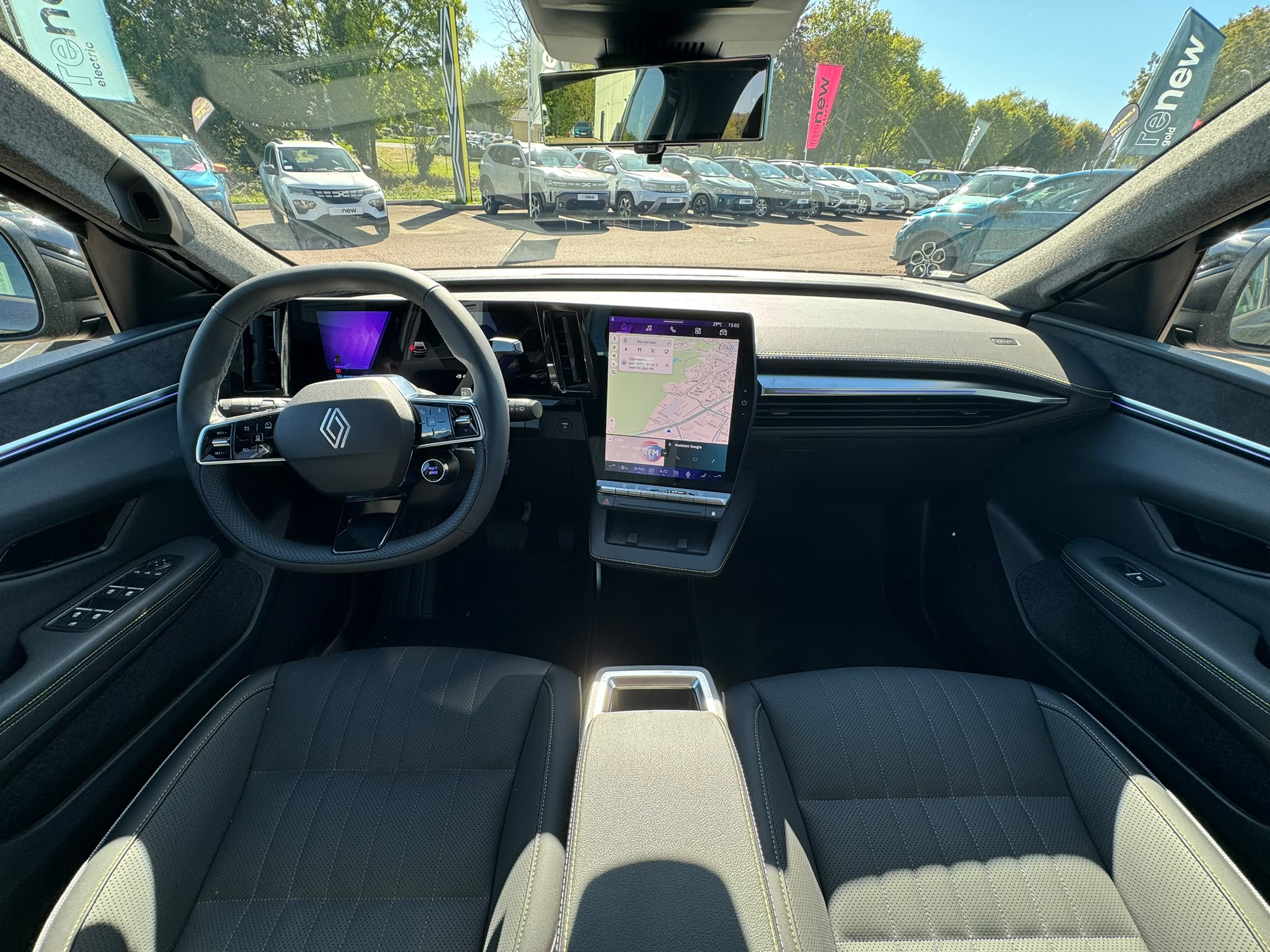 Vente en ligne Renault Scenic E-Tech Scenic E-Tech électrique 220 ch grande autonomie au prix de 46 990 €