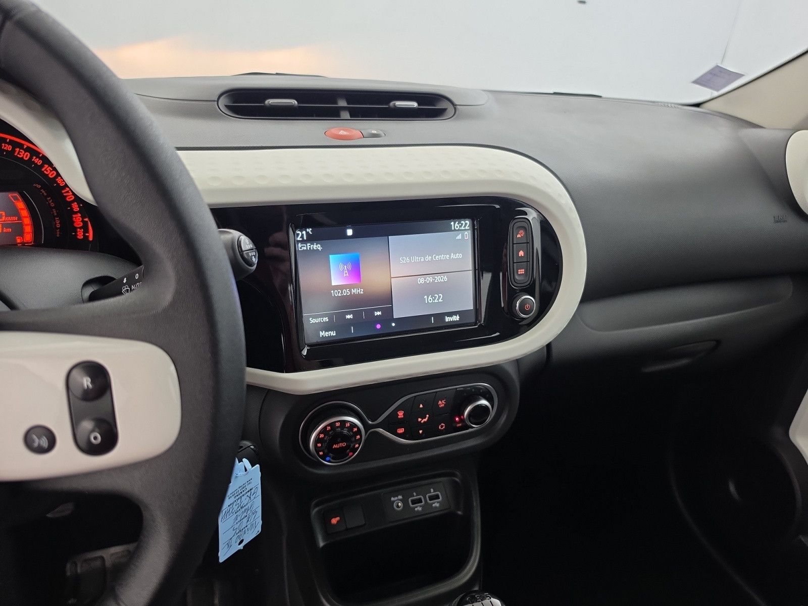Vente en ligne Renault Twingo 3  SCe 65 au prix de 11 990 €