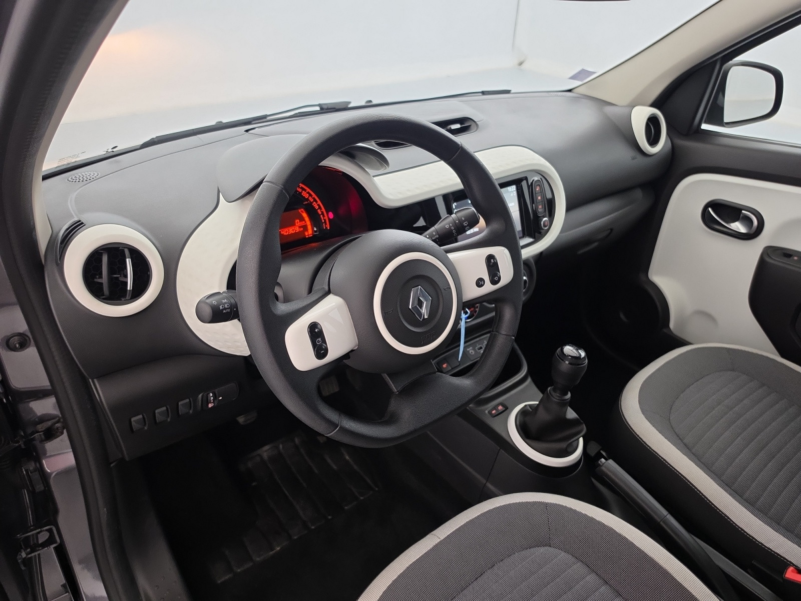 Vente en ligne Renault Twingo 3  SCe 65 au prix de 11 990 €