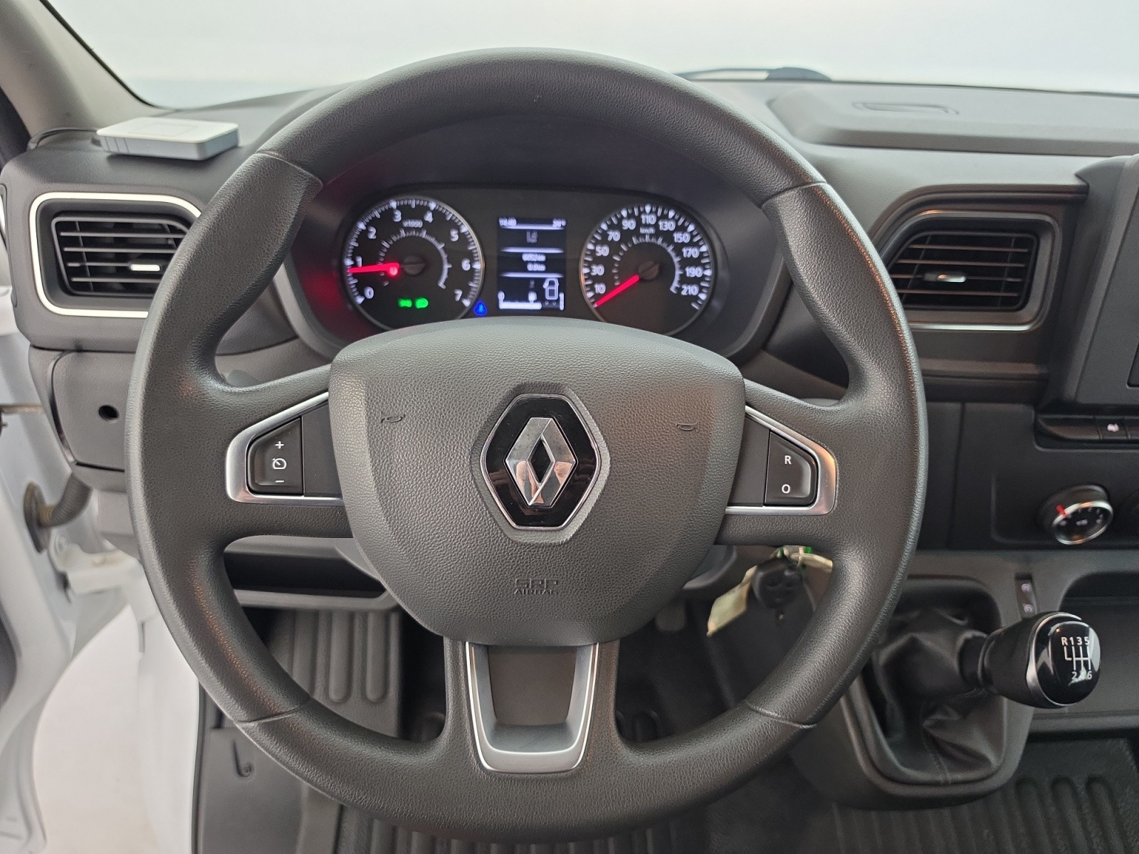 Vente en ligne Renault Master Fourgon MASTER CA TRAC F3500 L3H2 DCI 135 au prix de 26 990 €