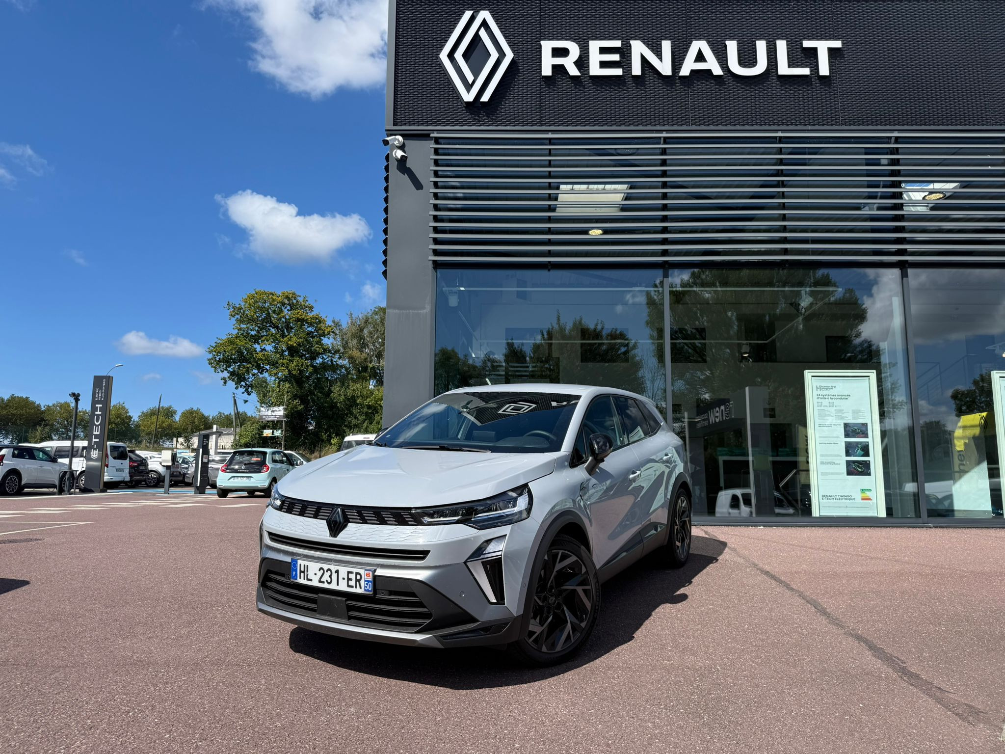 Renault Symbioz  E-Tech full hybrid 160 ch occasion de 2026 en vente à Coutances