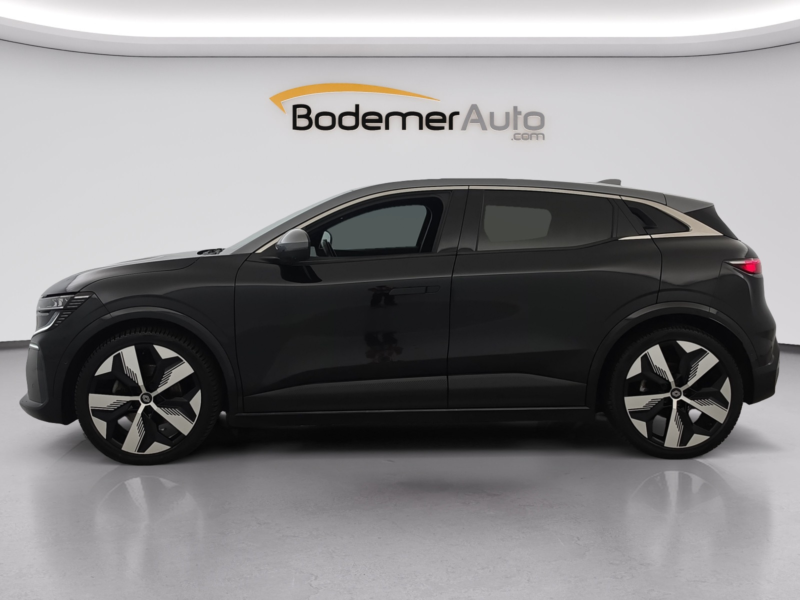 Vente en ligne Renault Megane E-Tech  EV60 220 ch super charge au prix de 24 990 €
