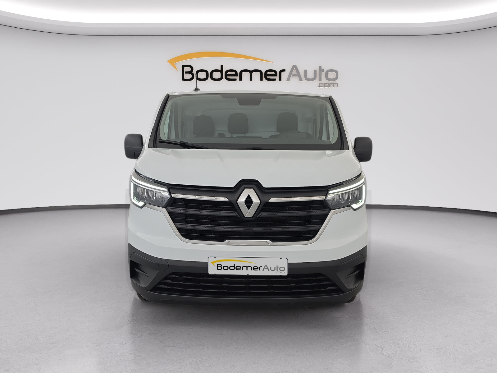 Vente en ligne Renault Trafic 3 Fourgon TRAFIC FG BLUE DCI 130 L1H1 3T GSR2 au prix de 22 990 €