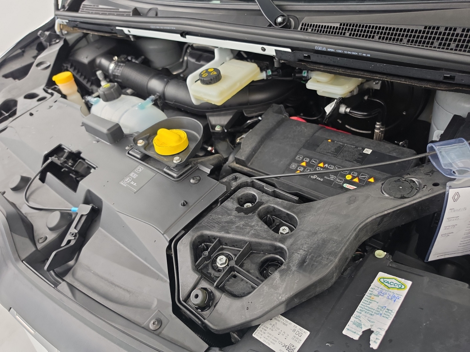 Vente en ligne Renault Trafic 3 Fourgon TRAFIC FG BLUE DCI 130 L1H1 3T GSR2 au prix de 22 990 €