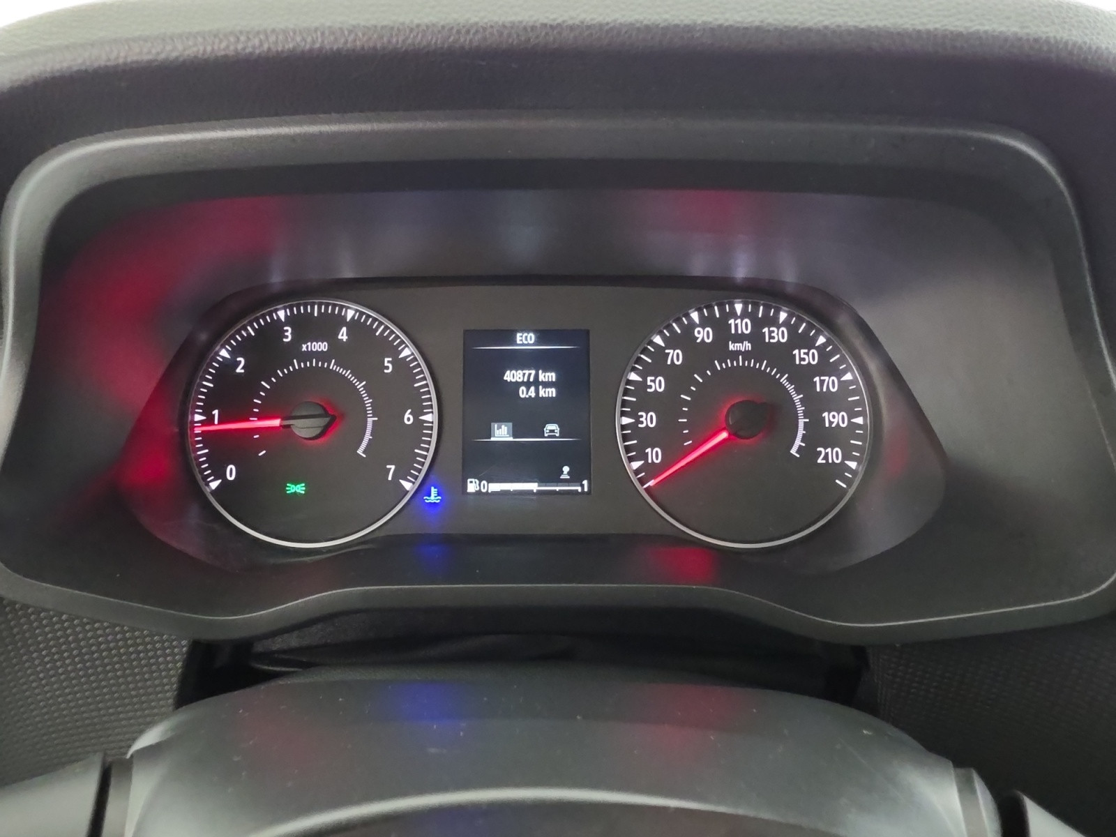 Vente en ligne Renault Trafic 3 Fourgon TRAFIC FG BLUE DCI 130 L1H1 3T GSR2 au prix de 22 990 €