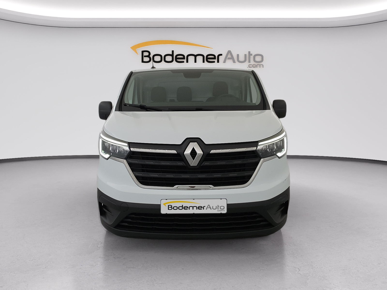 Vente en ligne Renault Trafic 3 Fourgon TRAFIC FG BLUE DCI 130 L1H1 3T GSR2 au prix de 22 990 €