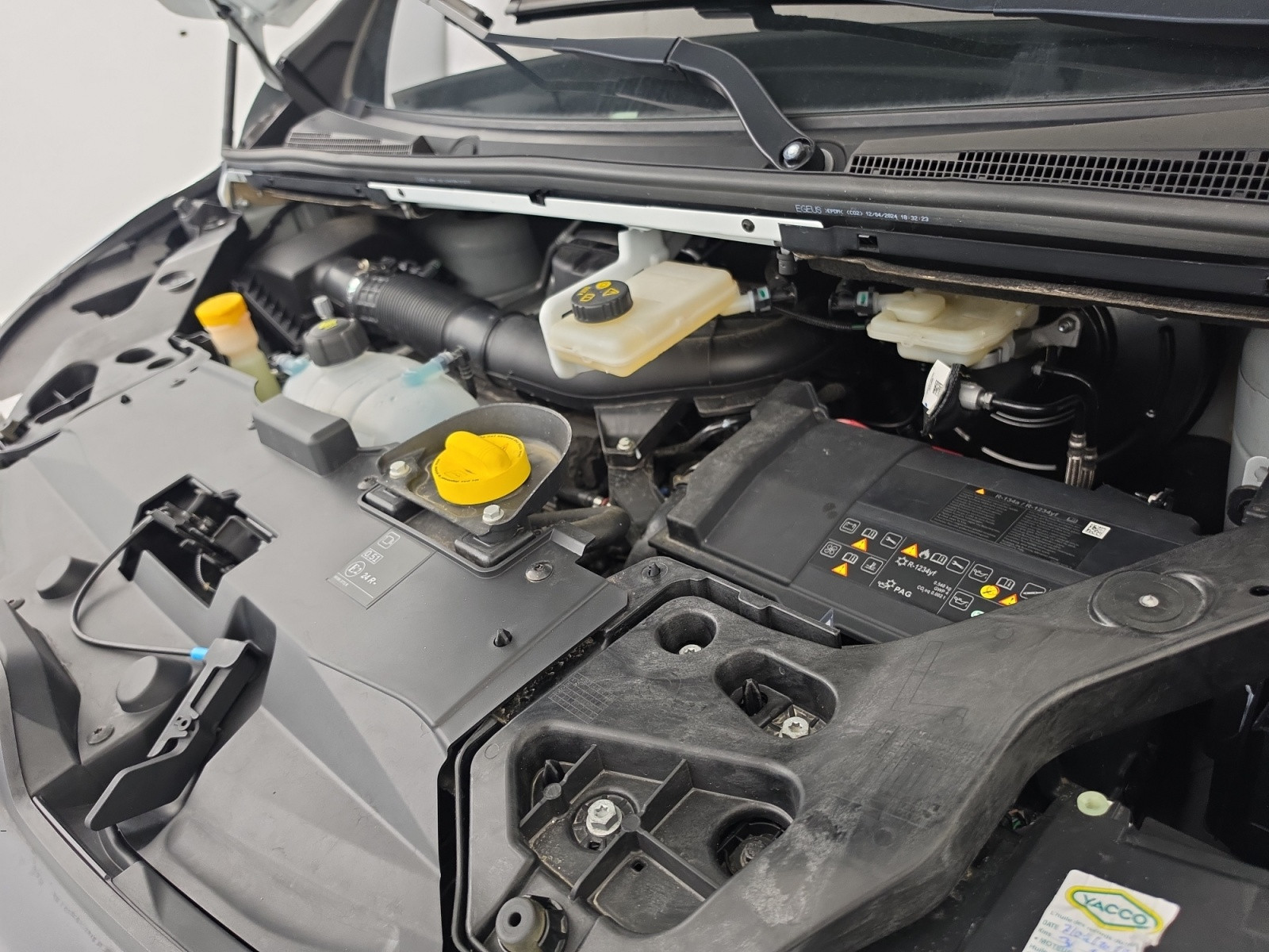 Vente en ligne Renault Trafic 3 Fourgon TRAFIC FG BLUE DCI 130 L1H1 3T GSR2 au prix de 22 990 €