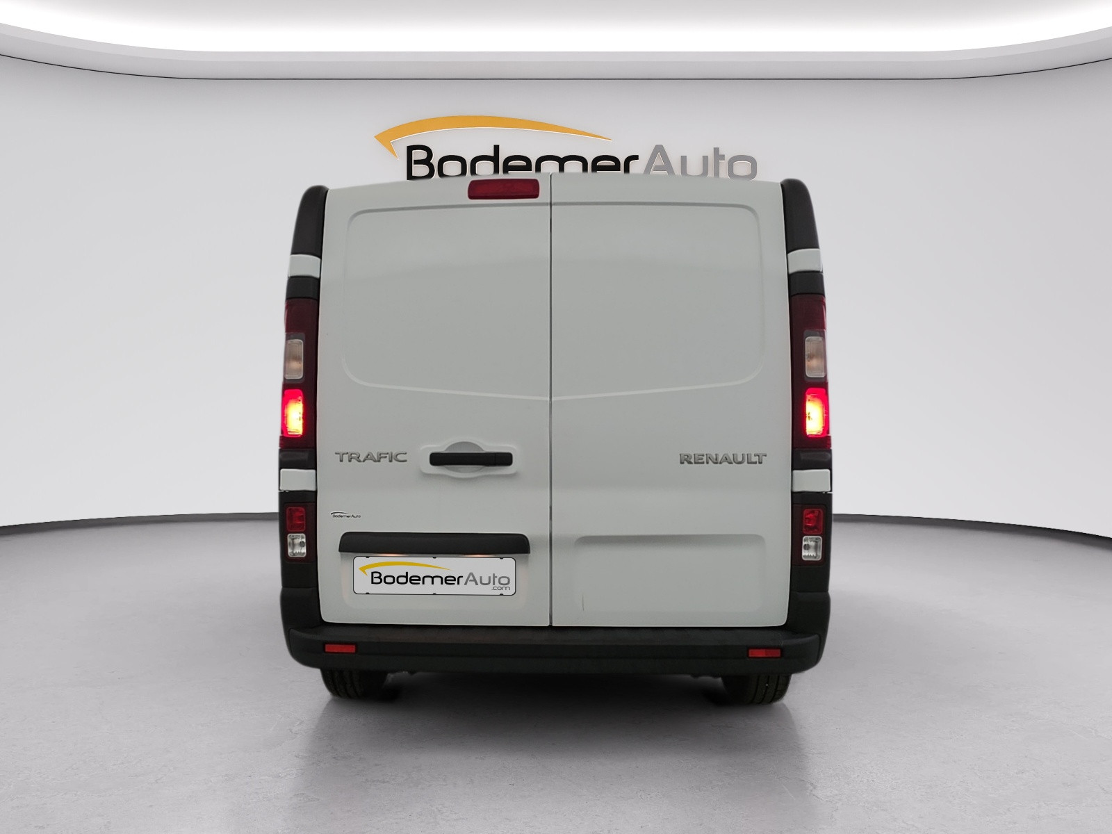 Vente en ligne Renault Trafic 3 Fourgon TRAFIC FG BLUE DCI 130 L1H1 3T GSR2 au prix de 22 990 €