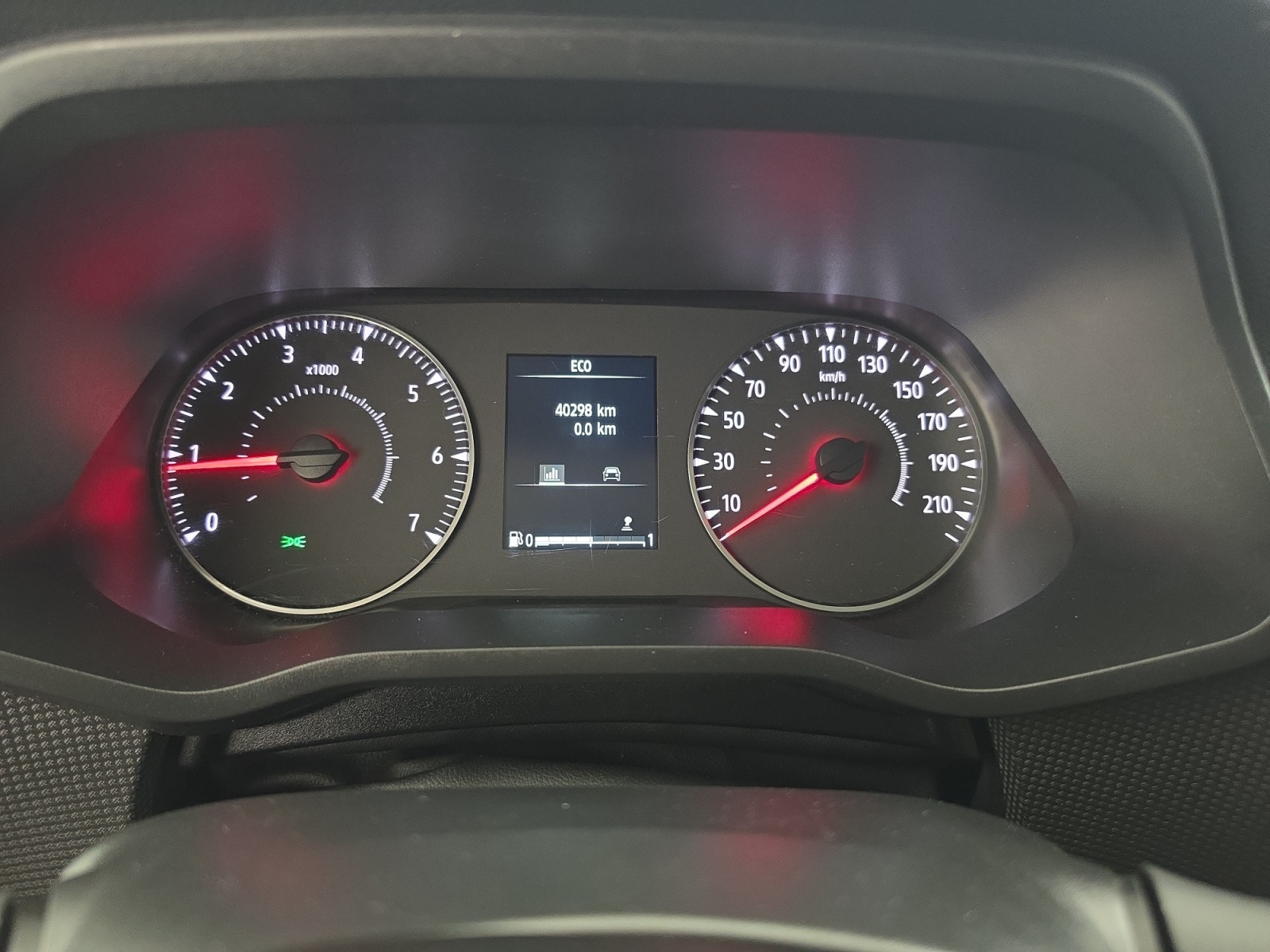 Vente en ligne Renault Trafic 3 Fourgon TRAFIC FG BLUE DCI 130 L1H1 3T GSR2 au prix de 22 990 €