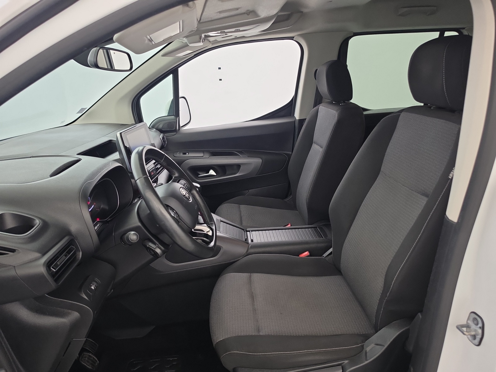 Vente en ligne Toyota Proace Verso  Medium 1.5L 130 D-4D BVM6 au prix de 19 490 €
