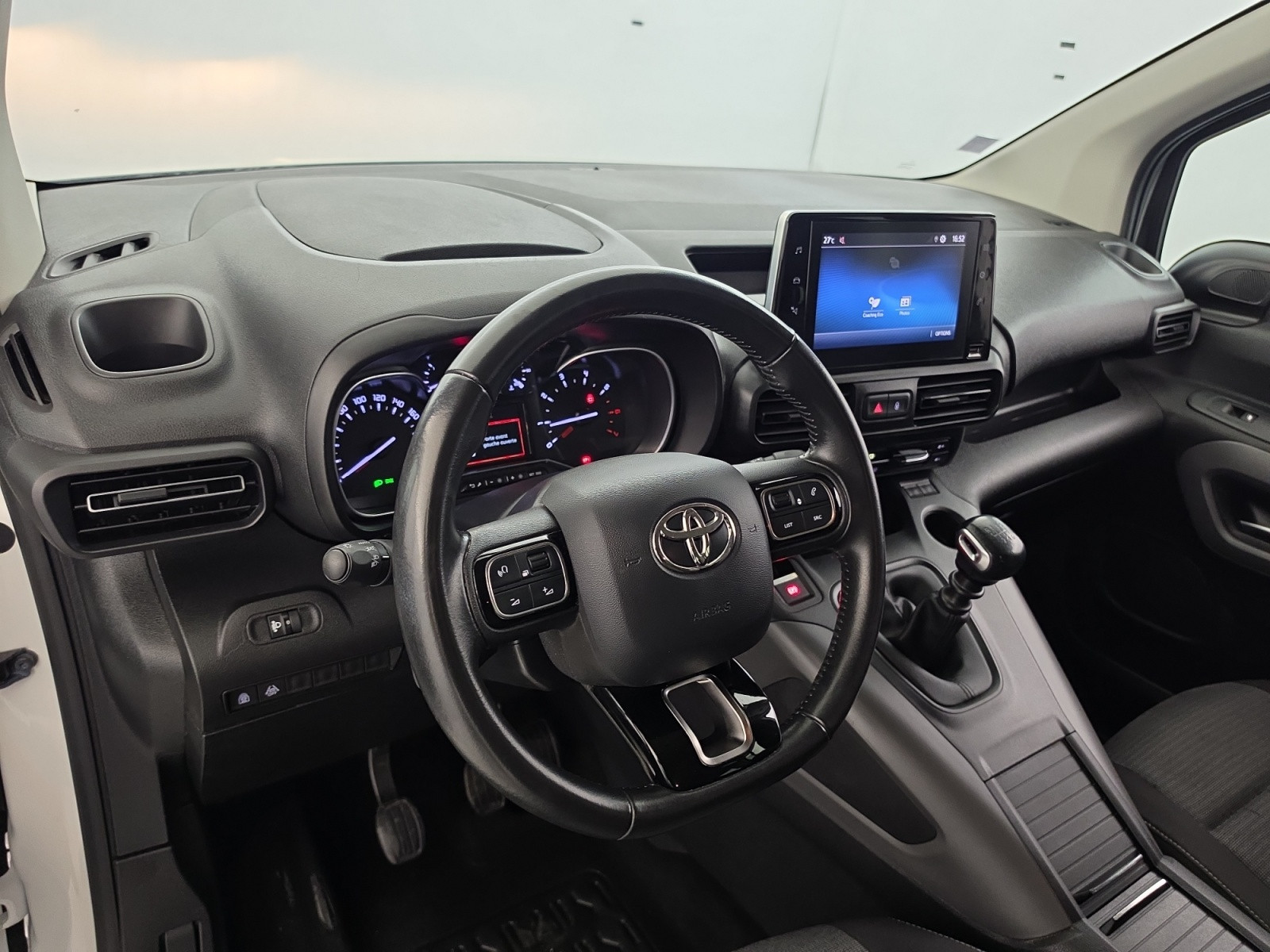 Vente en ligne Toyota Proace Verso  Medium 1.5L 130 D-4D BVM6 au prix de 19 490 €