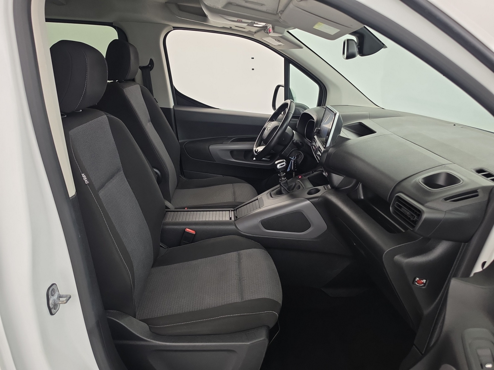 Vente en ligne Toyota Proace Verso  Medium 1.5L 130 D-4D BVM6 au prix de 19 490 €