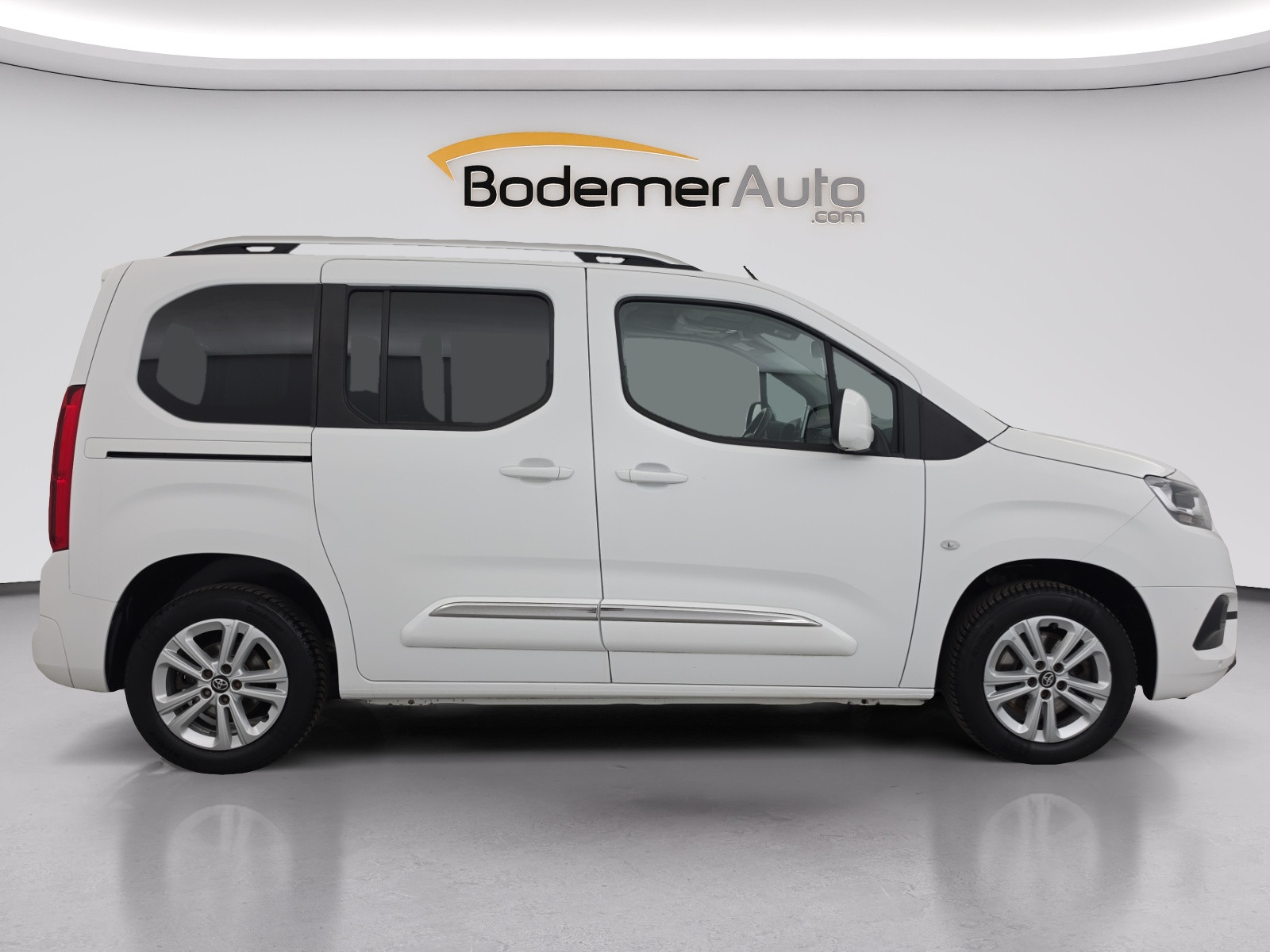 Vente en ligne Toyota Proace Verso  Medium 1.5L 130 D-4D BVM6 au prix de 19 490 €