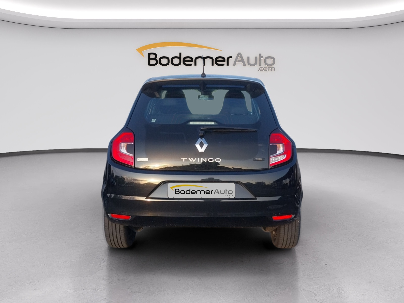 Vente en ligne Renault Twingo Electrique Twingo III E-Tech au prix de 13 490 €