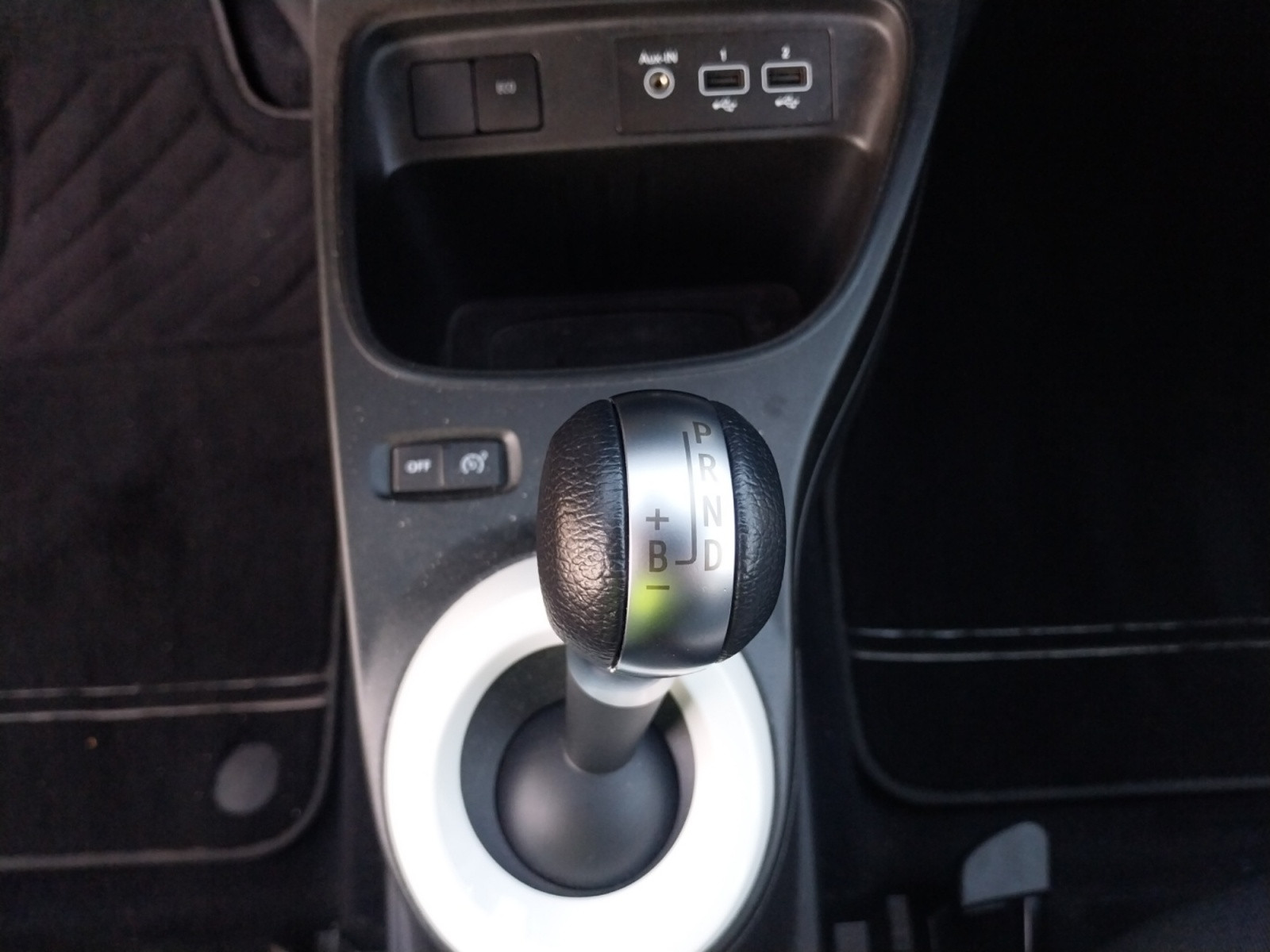 Vente en ligne Renault Twingo Electrique Twingo III E-Tech au prix de 13 490 €