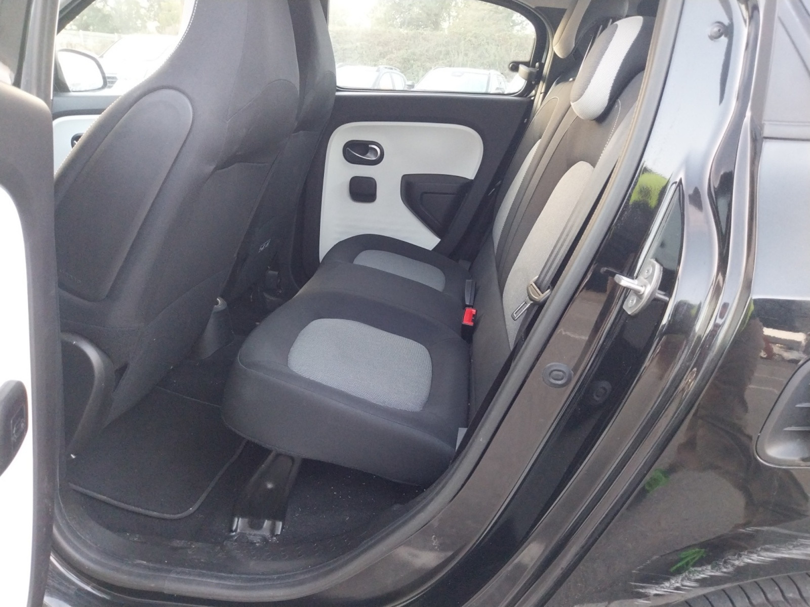 Vente en ligne Renault Twingo 3  SCe 65 au prix de 12 690 €