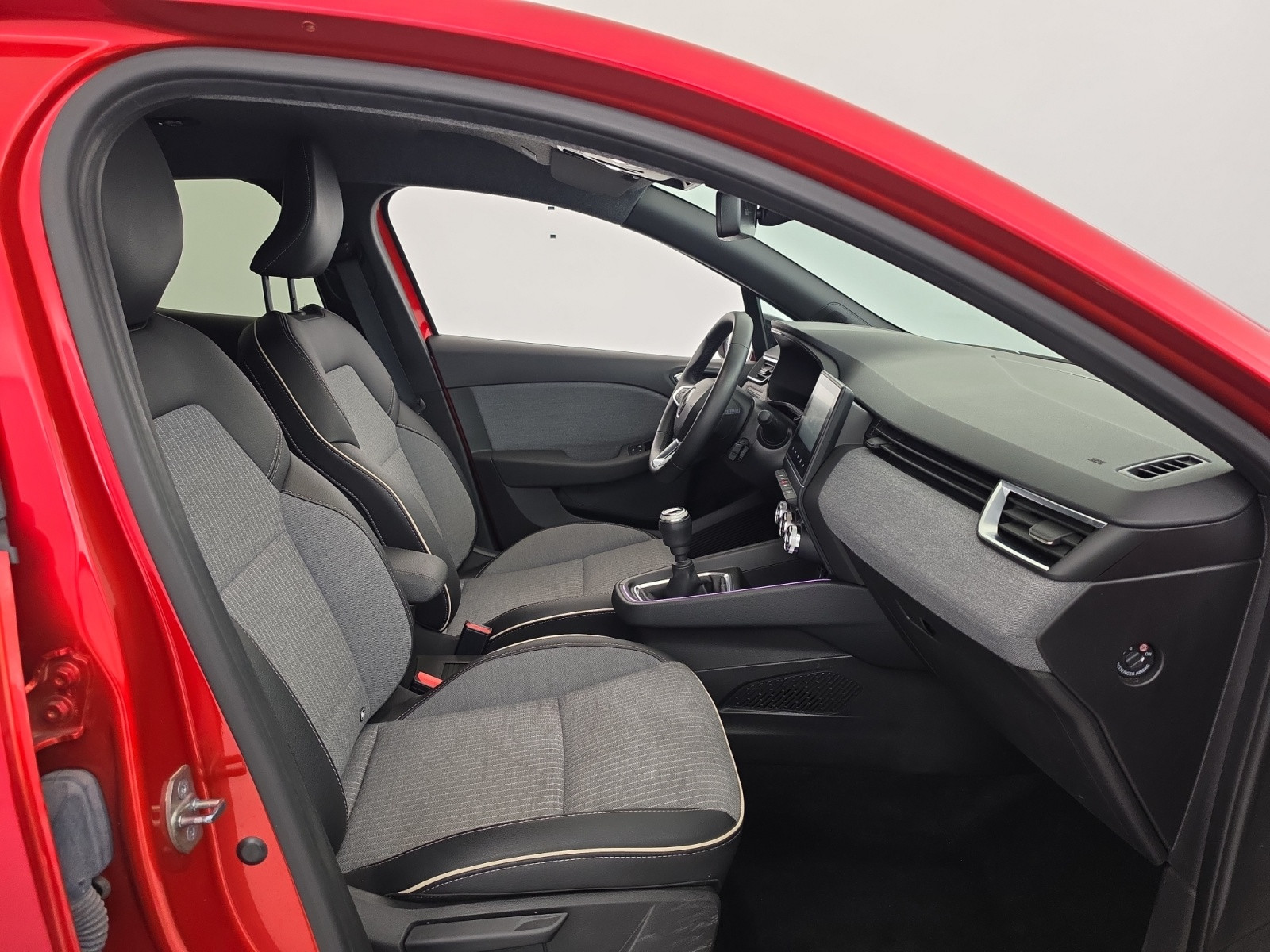 Vente en ligne Renault Clio 5 Clio TCe 90 au prix de 15 390 €