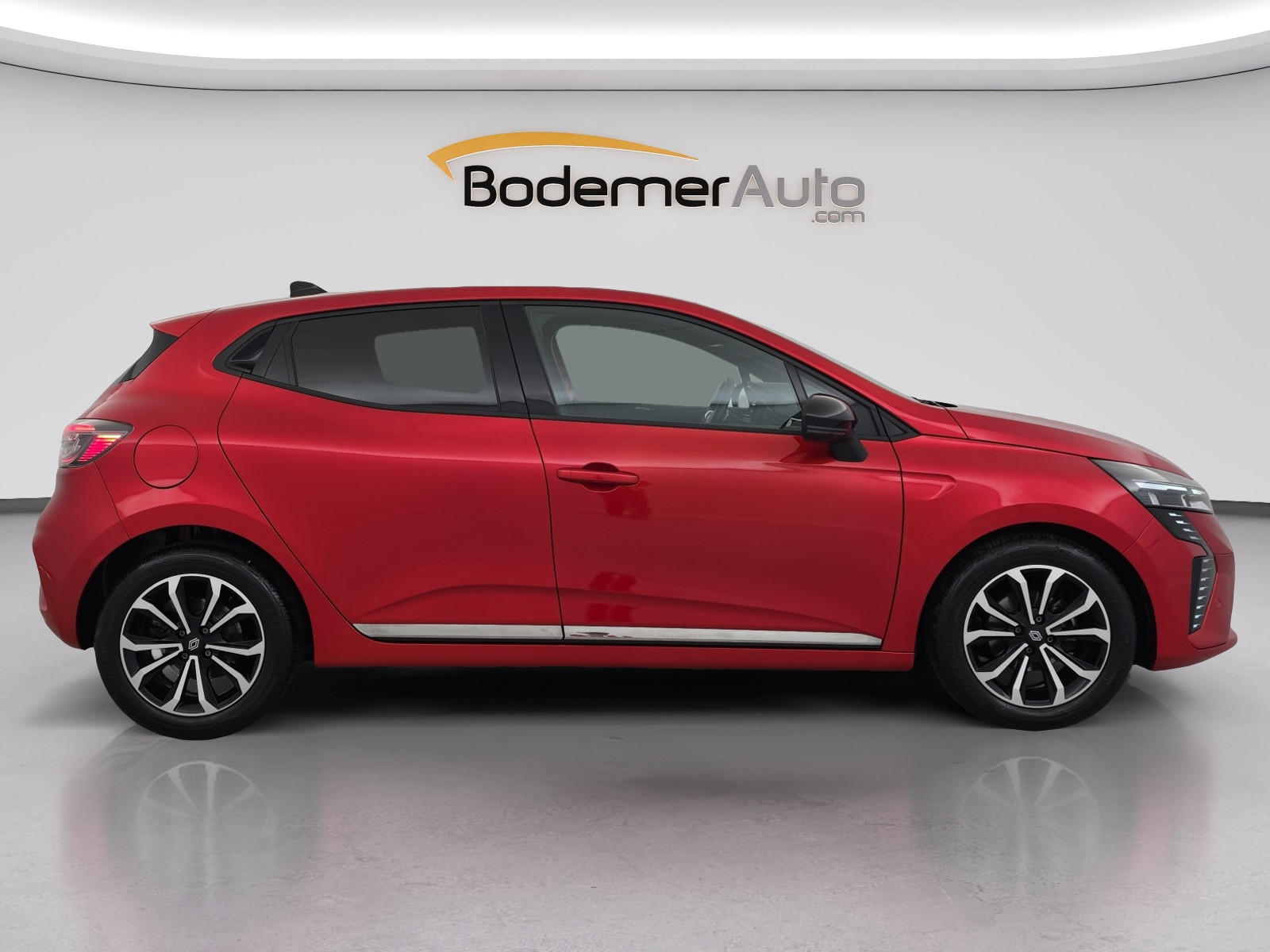 Vente en ligne Renault Clio 5 Clio TCe 90 au prix de 15 390 €