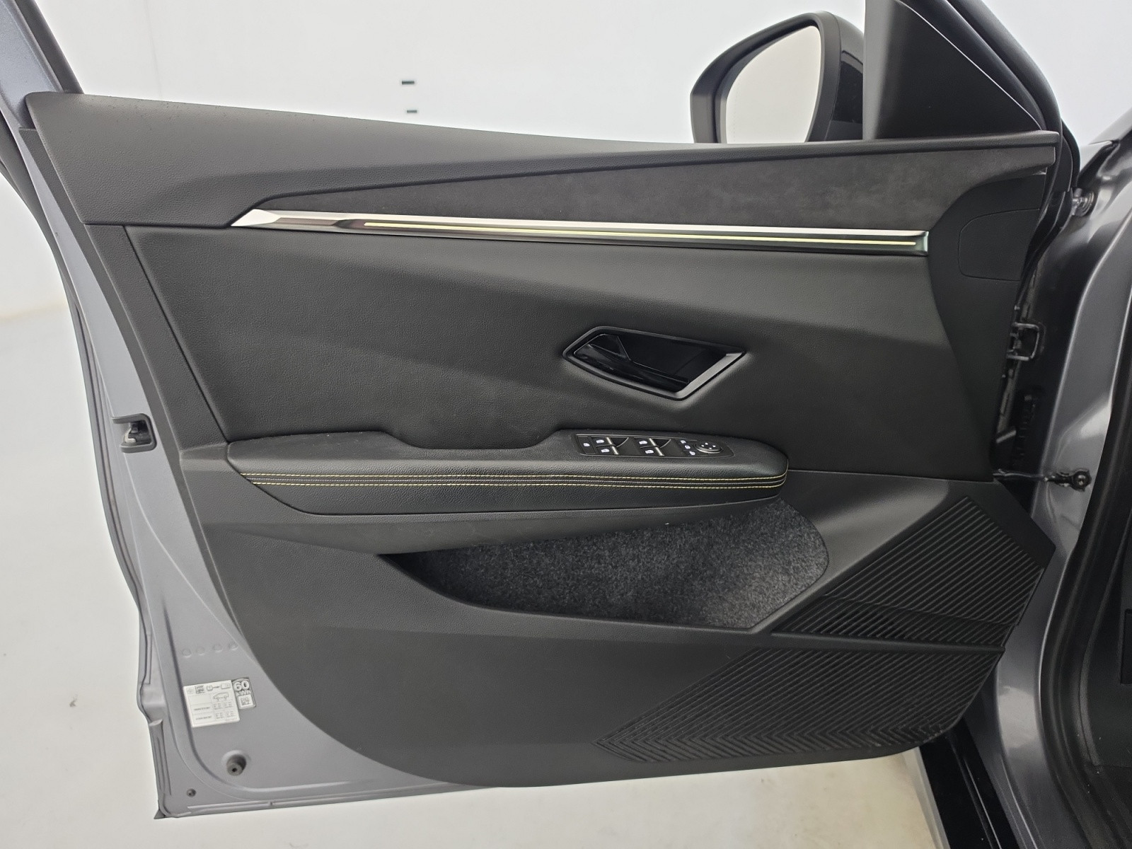 Vente en ligne Renault Megane E-Tech  EV60 220 ch super charge au prix de 25 490 €