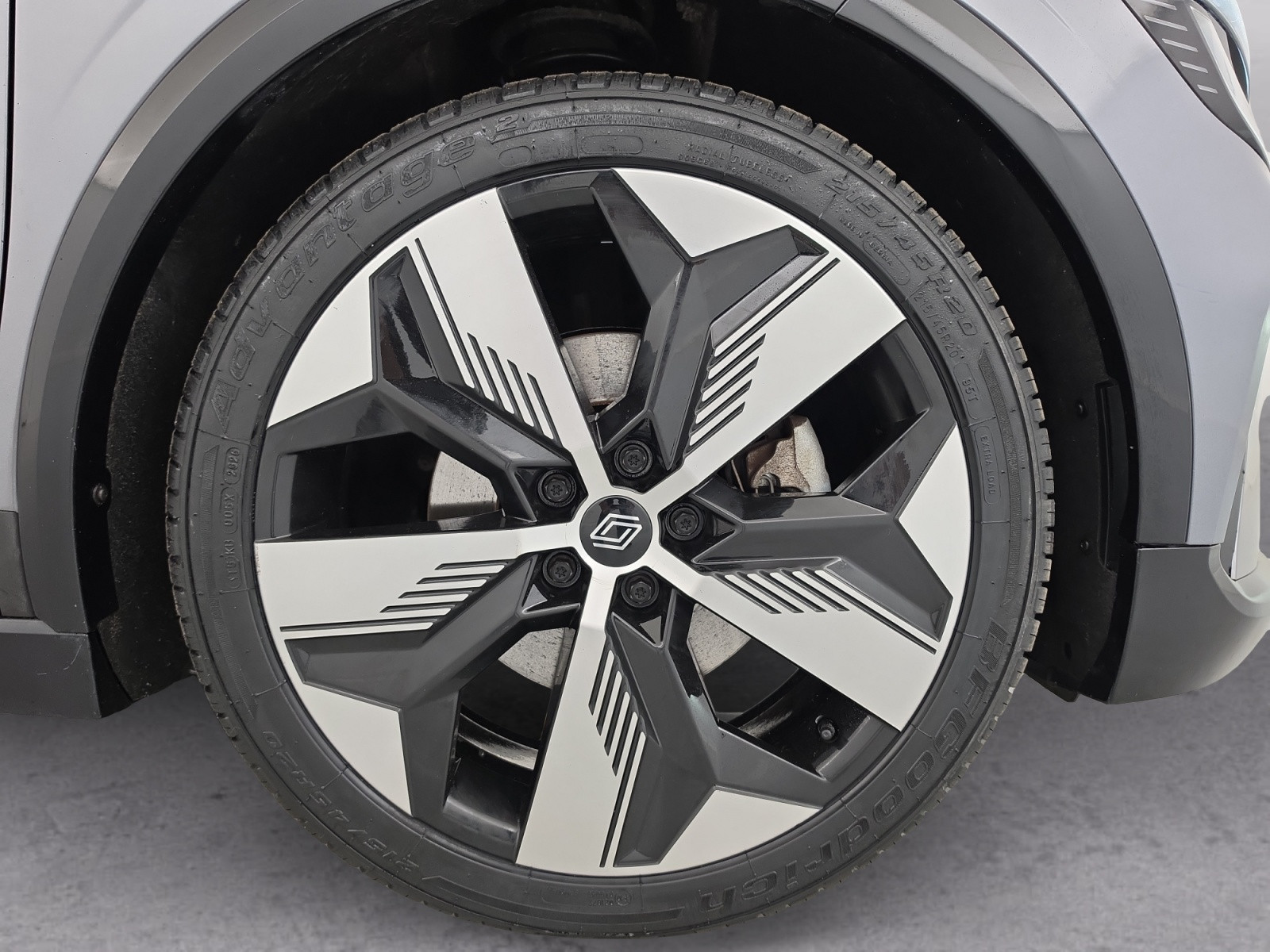 Vente en ligne Renault Megane E-Tech  EV60 220 ch super charge au prix de 25 490 €