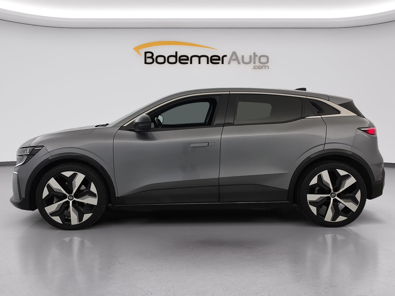 Vente en ligne Renault Megane E-Tech  EV60 220 ch super charge au prix de 25 490 €