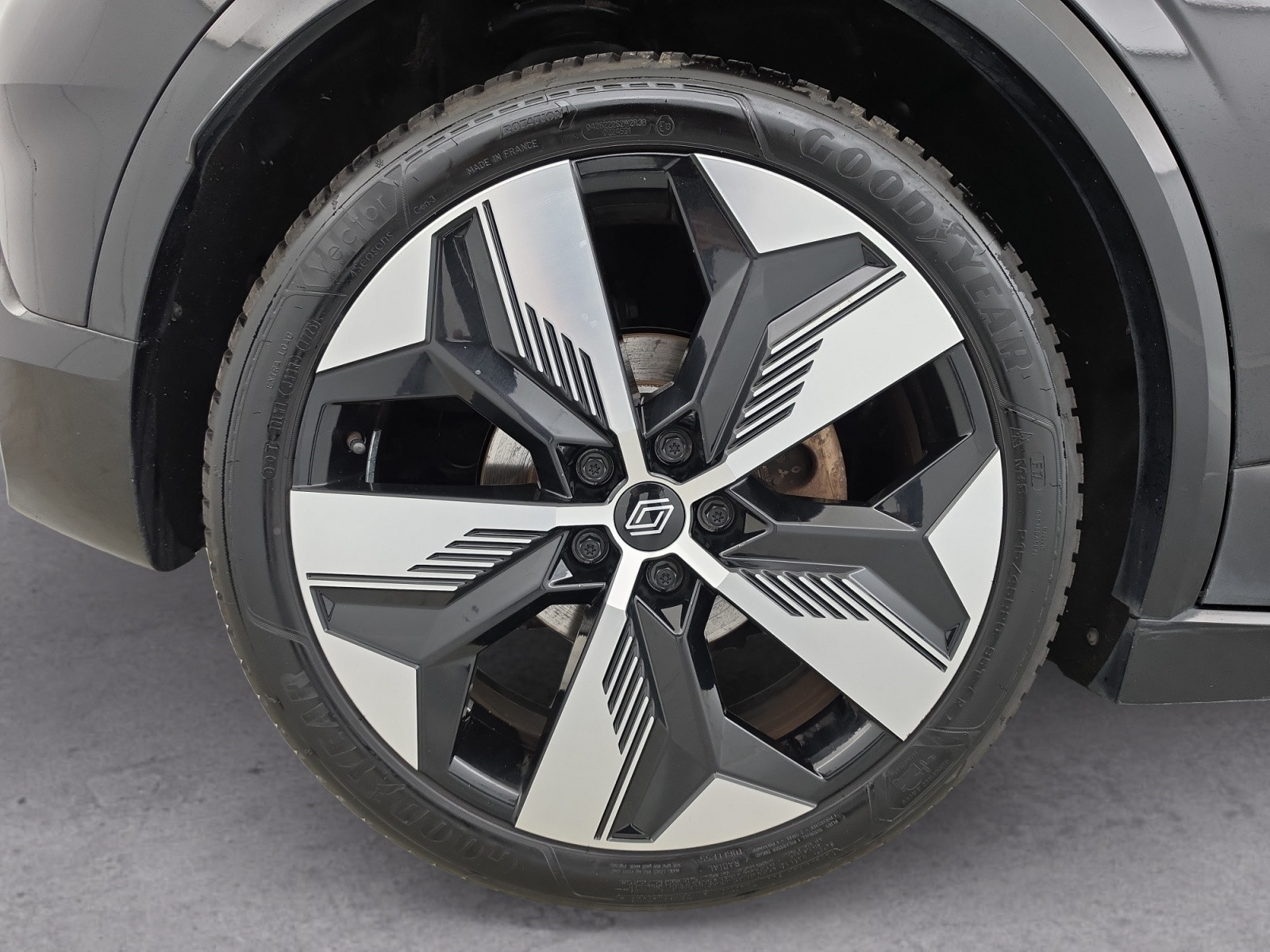 Vente en ligne Renault Megane E-Tech  EV60 220 ch super charge au prix de 22 490 €