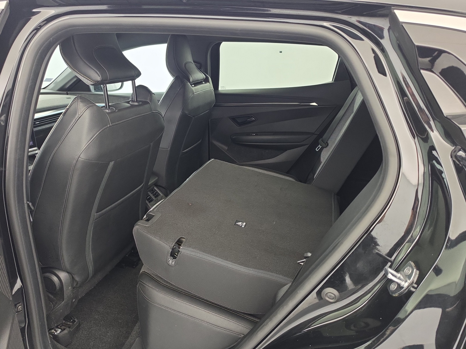 Vente en ligne Renault Megane E-Tech  EV60 220 ch super charge au prix de 22 490 €