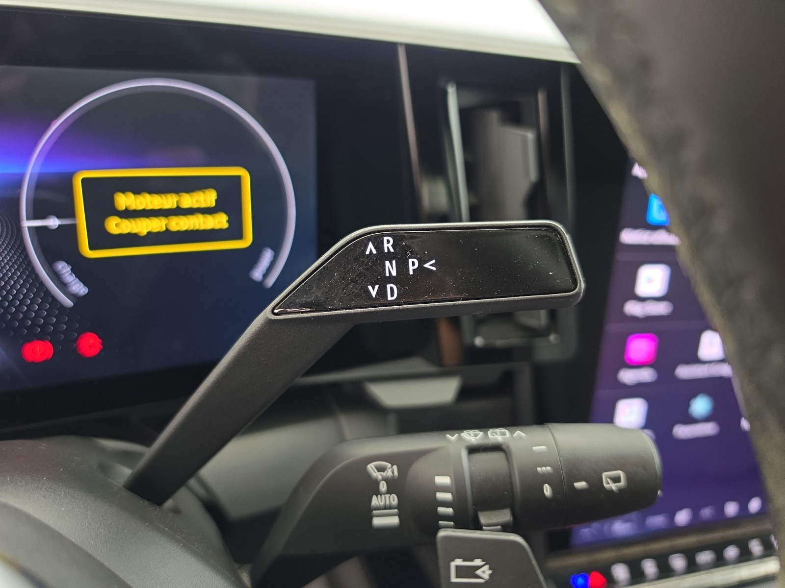Vente en ligne Renault Megane E-Tech  EV60 220 ch super charge au prix de 22 490 €
