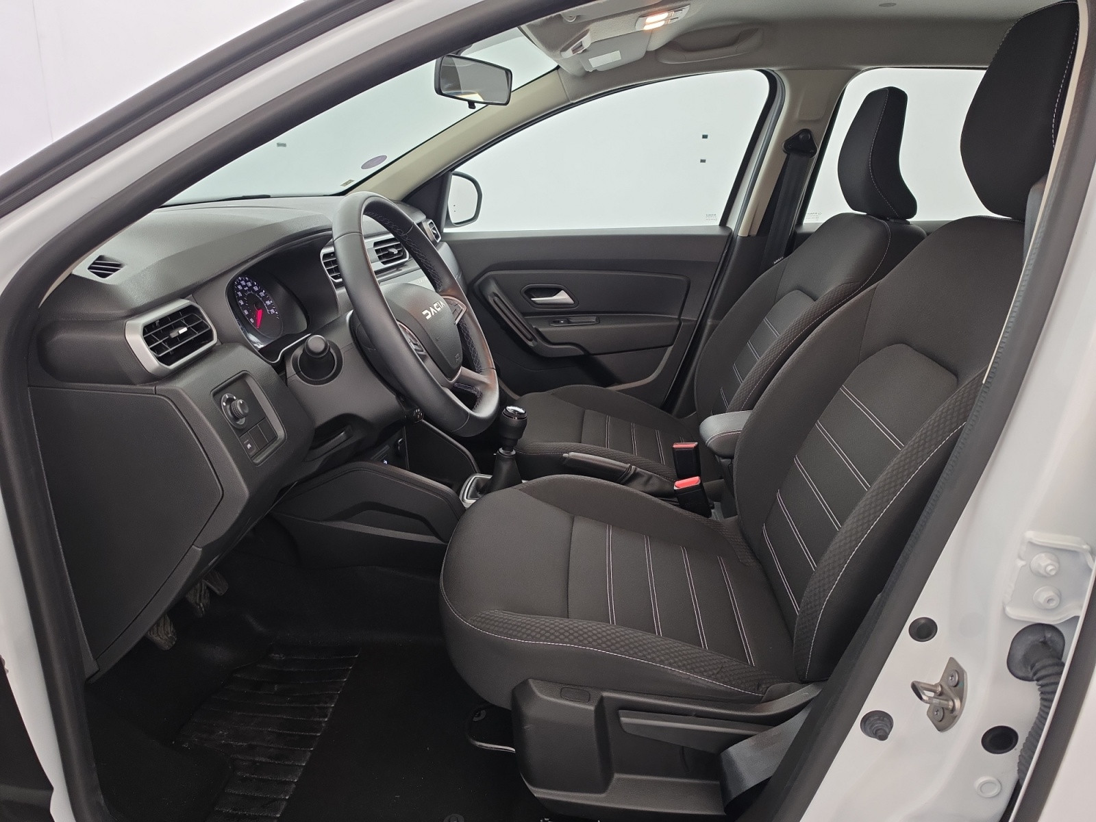 Vente en ligne Dacia Duster  ECO-G 100 au prix de 16 990 €
