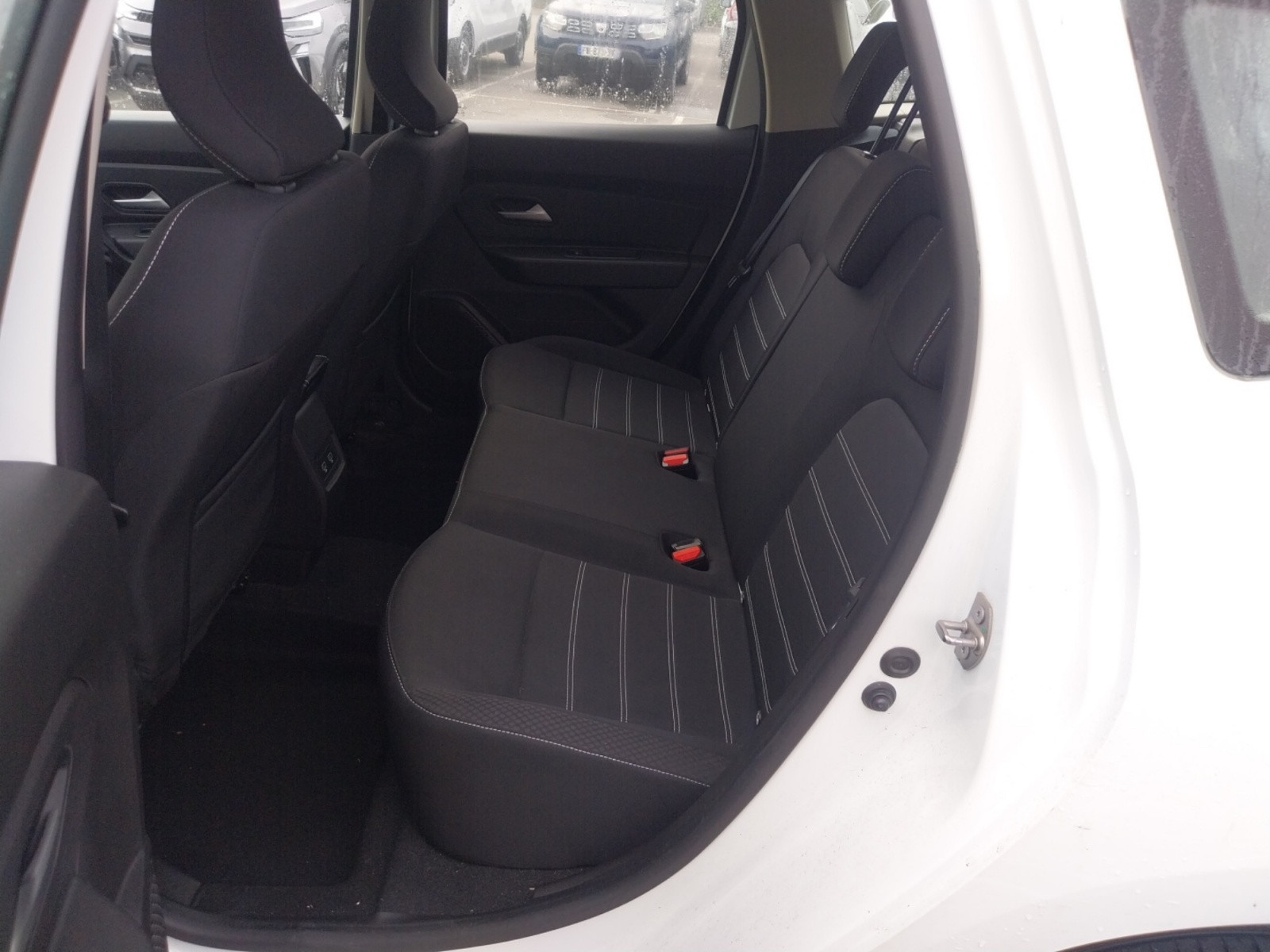 Vente en ligne Dacia Duster  ECO-G 100 au prix de 16 990 €