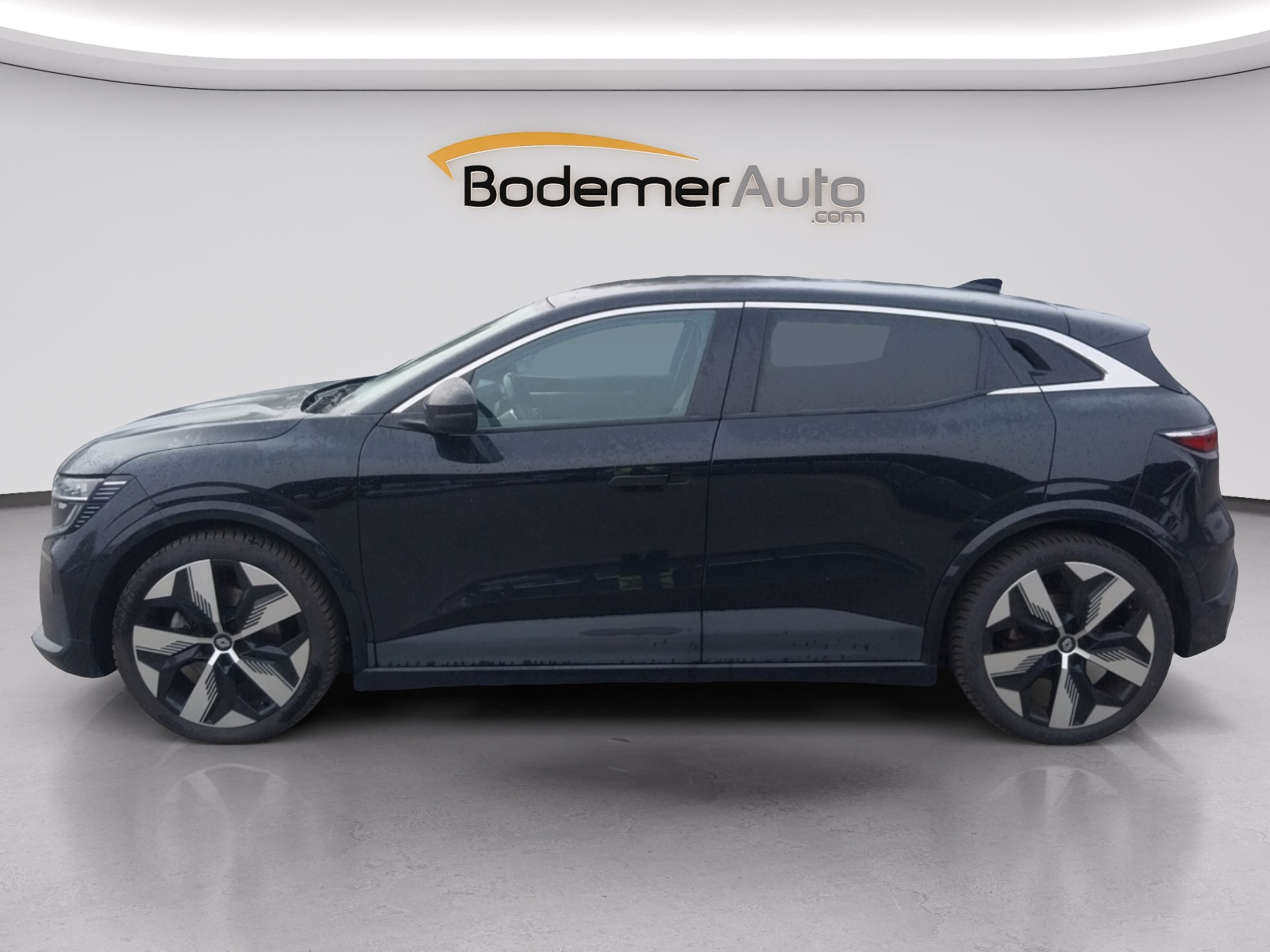 Vente en ligne Renault Megane E-Tech  EV60 220 ch super charge au prix de 22 490 €