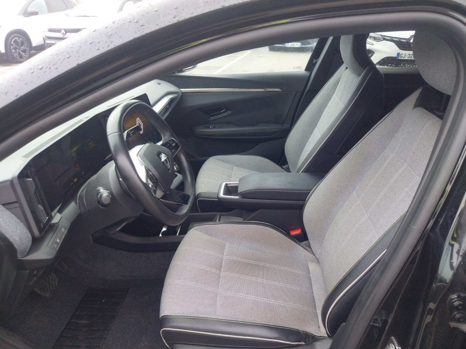 Vente en ligne Renault Megane E-Tech  EV60 220 ch super charge au prix de 22 490 €