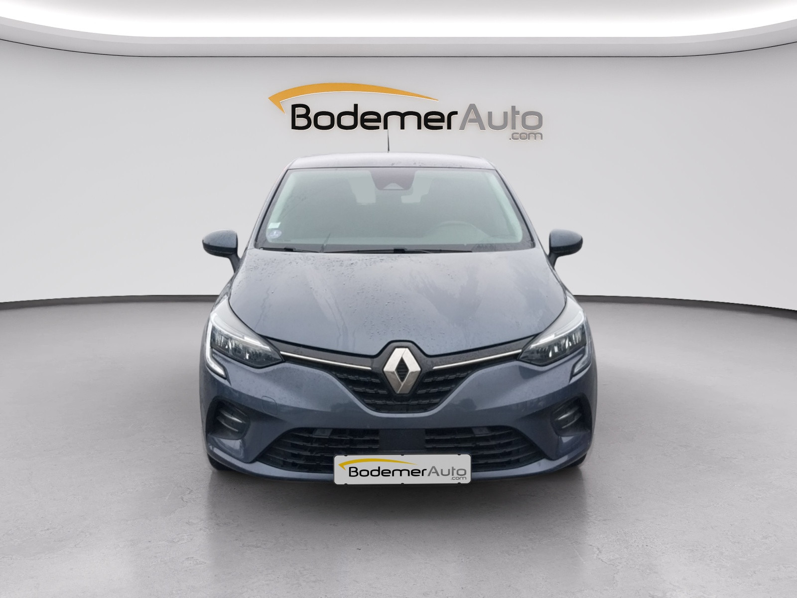 Vente en ligne Renault Clio 5 Clio E-Tech 140 - 21 au prix de 12 490 €