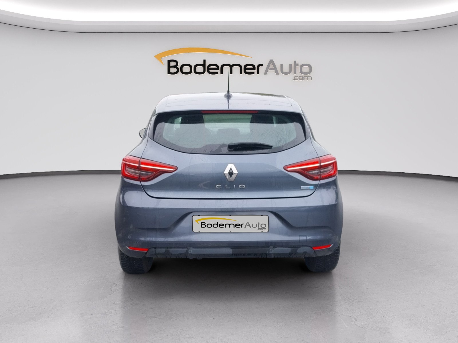 Vente en ligne Renault Clio 5 Clio E-Tech 140 - 21 au prix de 12 490 €