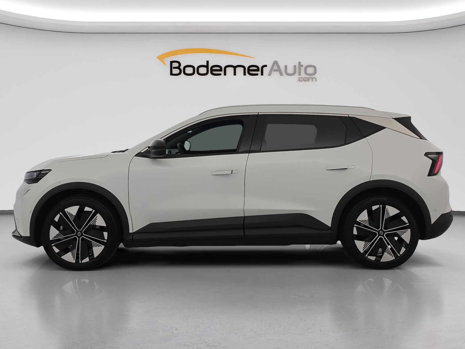 Vente en ligne Renault Scenic E-Tech Scenic E-Tech électrique 220 ch grande autonomie au prix de 37 490 €
